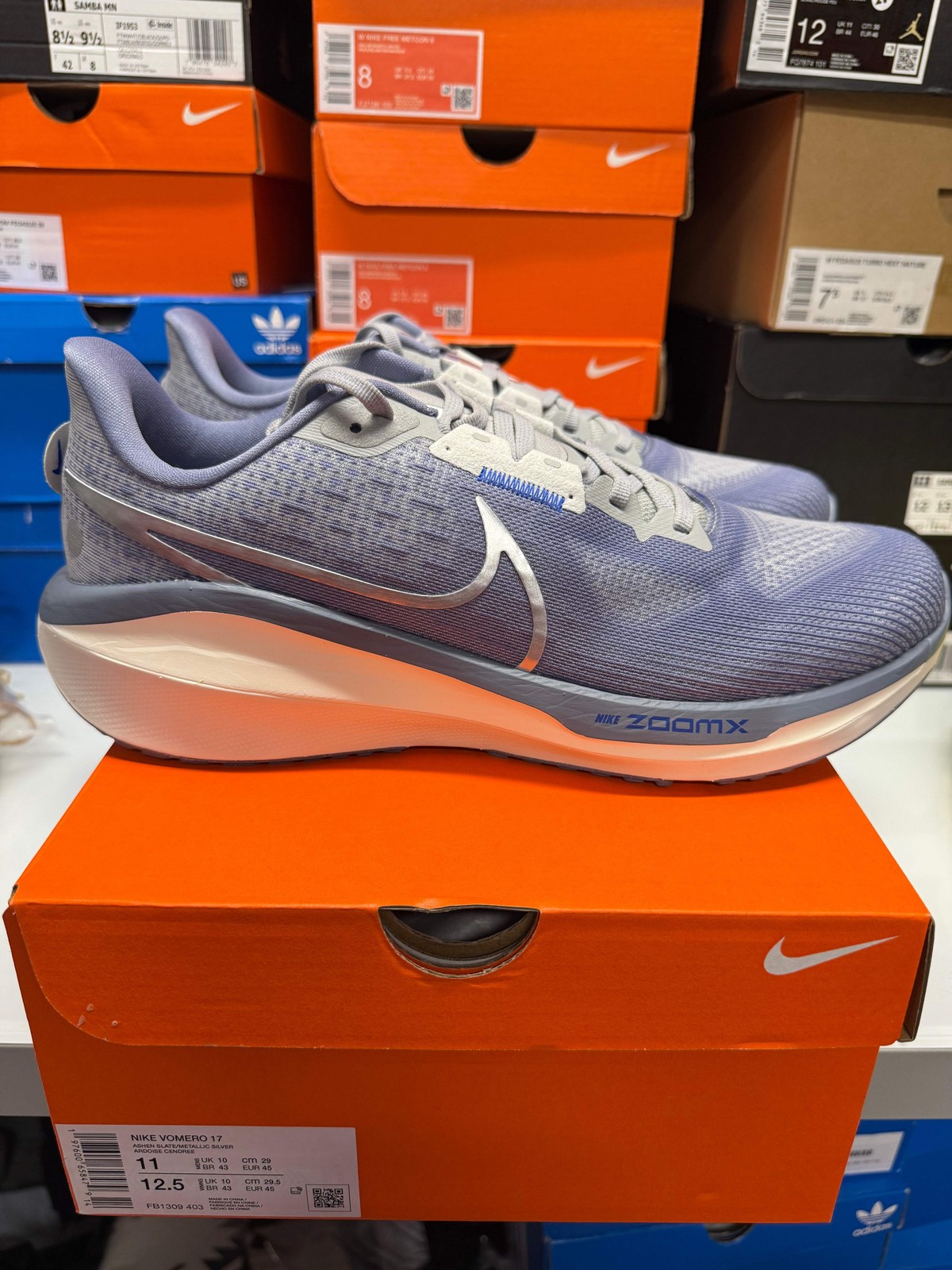 Nike Men’s Vomero 17 Shoes Ashen Slate Silver FB1309-403