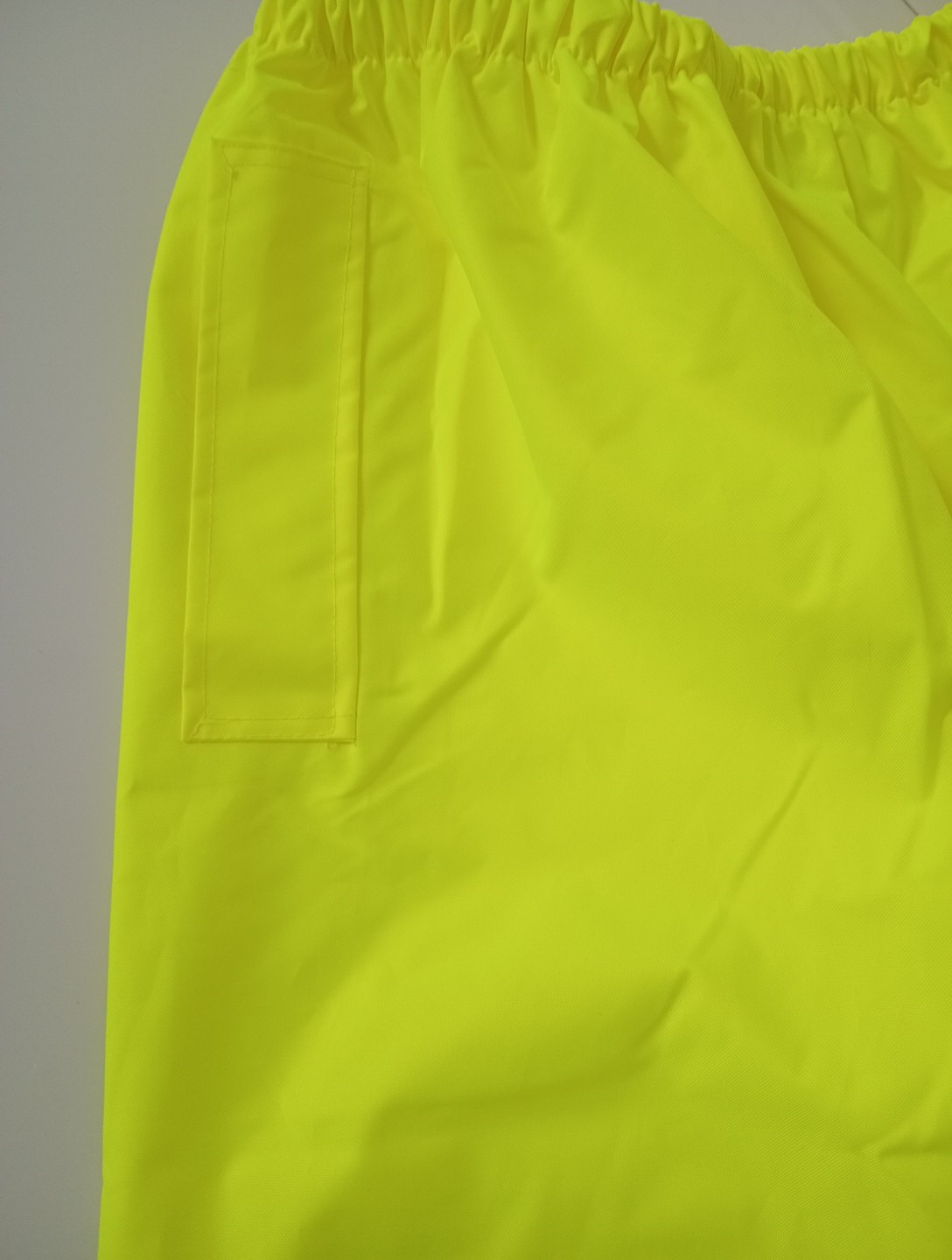 New TuGLOW Safety Rain-Pants meets ANSI/ISEA 107-2020 Class E standard Sz L