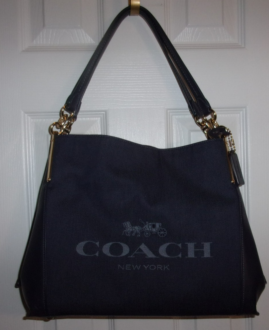 Coach Lori C0670 Shoulder Bag in Deep Navy Soft Leather &Canvas