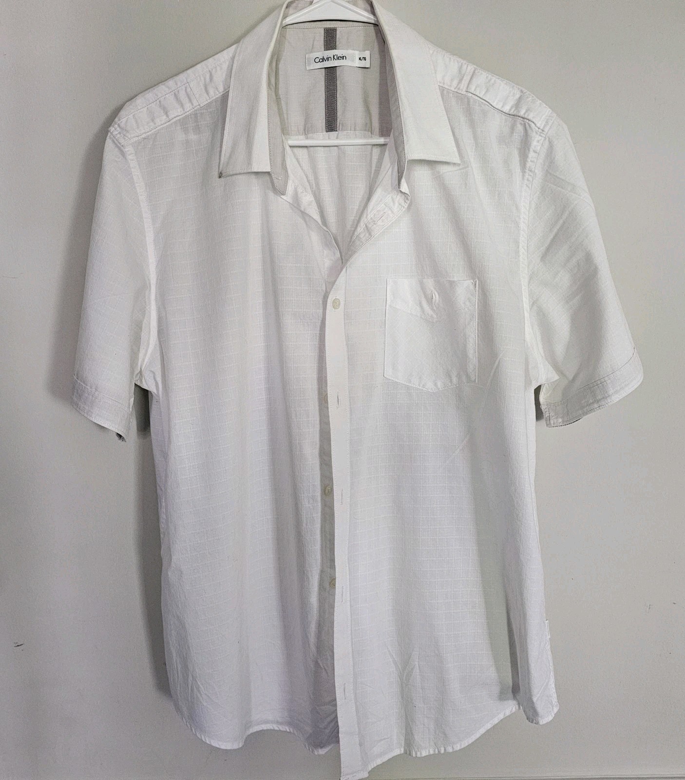 Calvin Klein Short Sleeve White Cotton Shirt Men’s XL may fit Slim