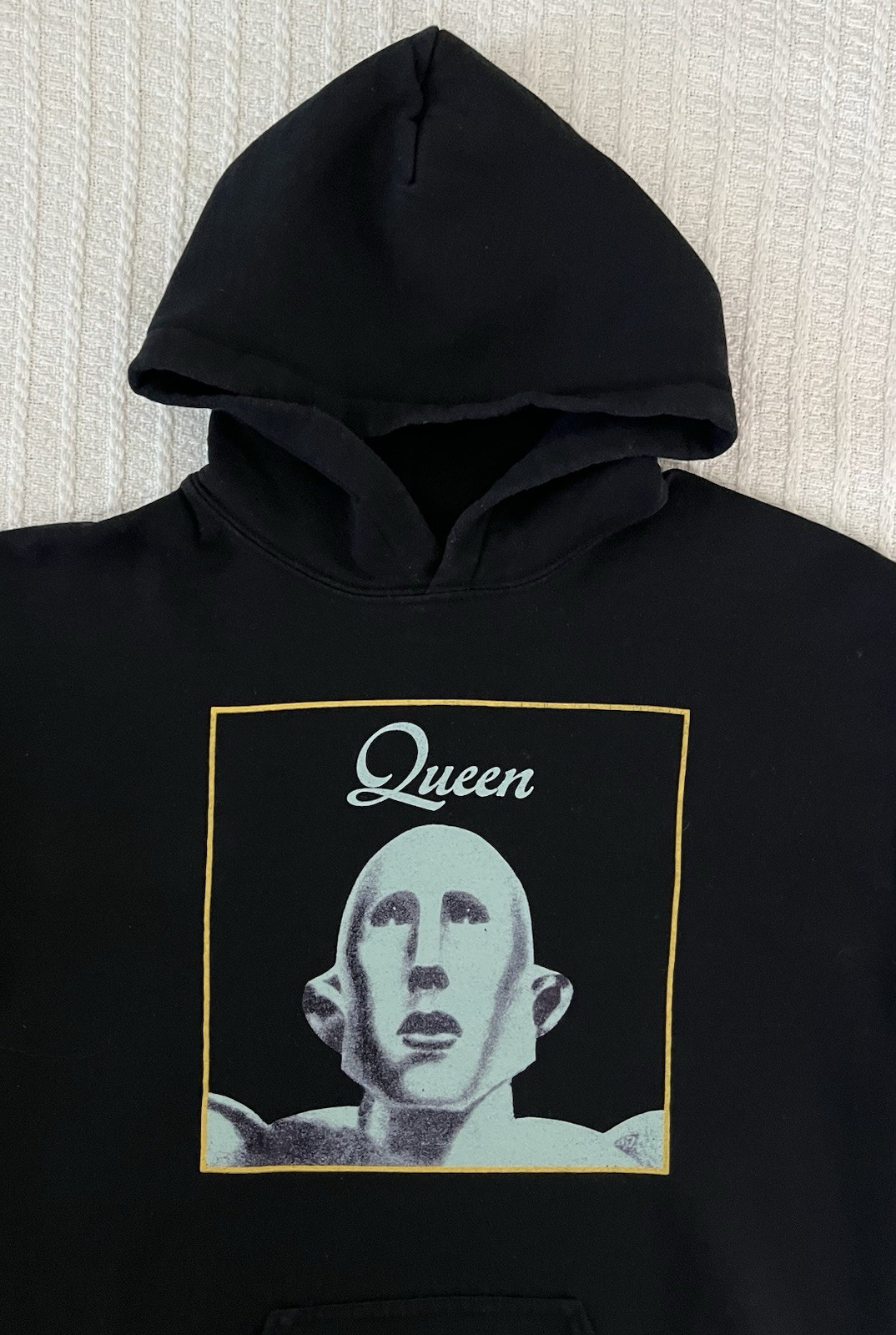 Queen Official Merch Hoodie We Will Rock You Sleeve Print XS 19” X 24” Black