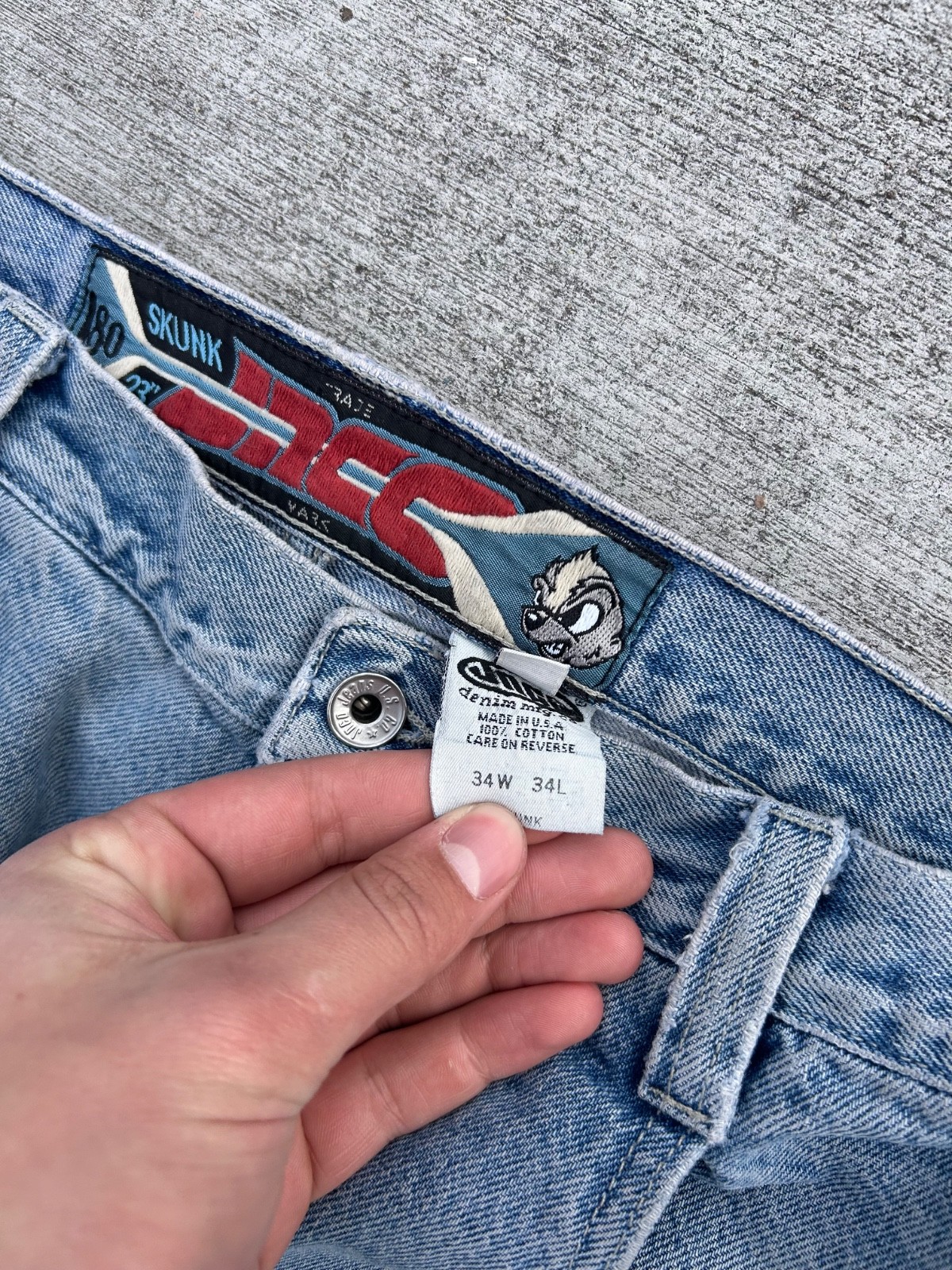 Vintage 90s JNCO skunks 34×31