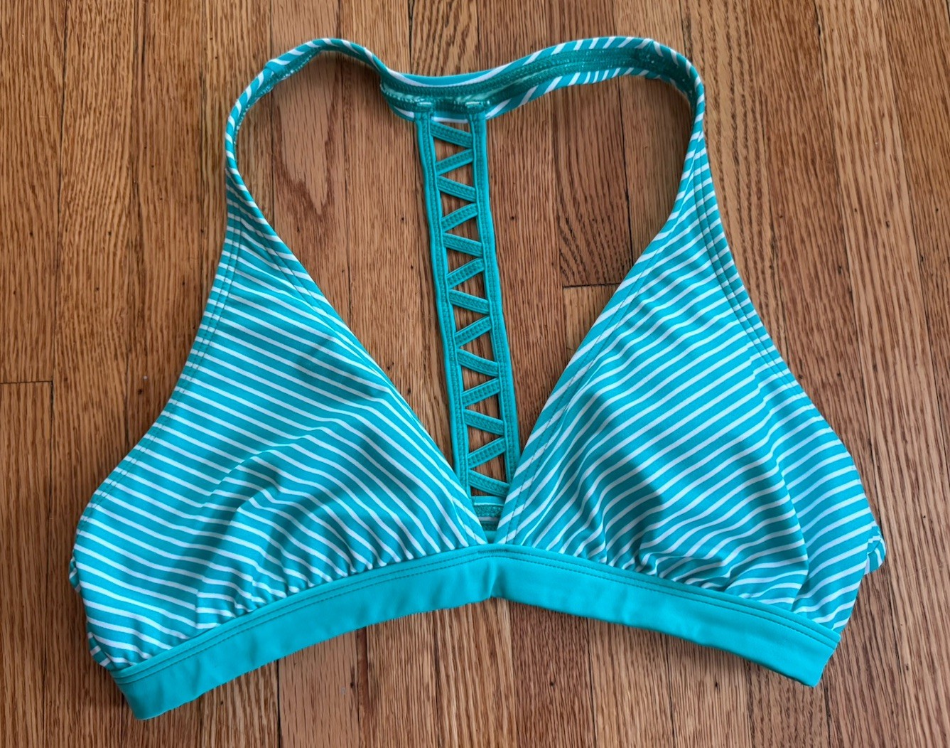 Sz XL Athleta Turquoise And White Stripe Swim Top With Light Padding