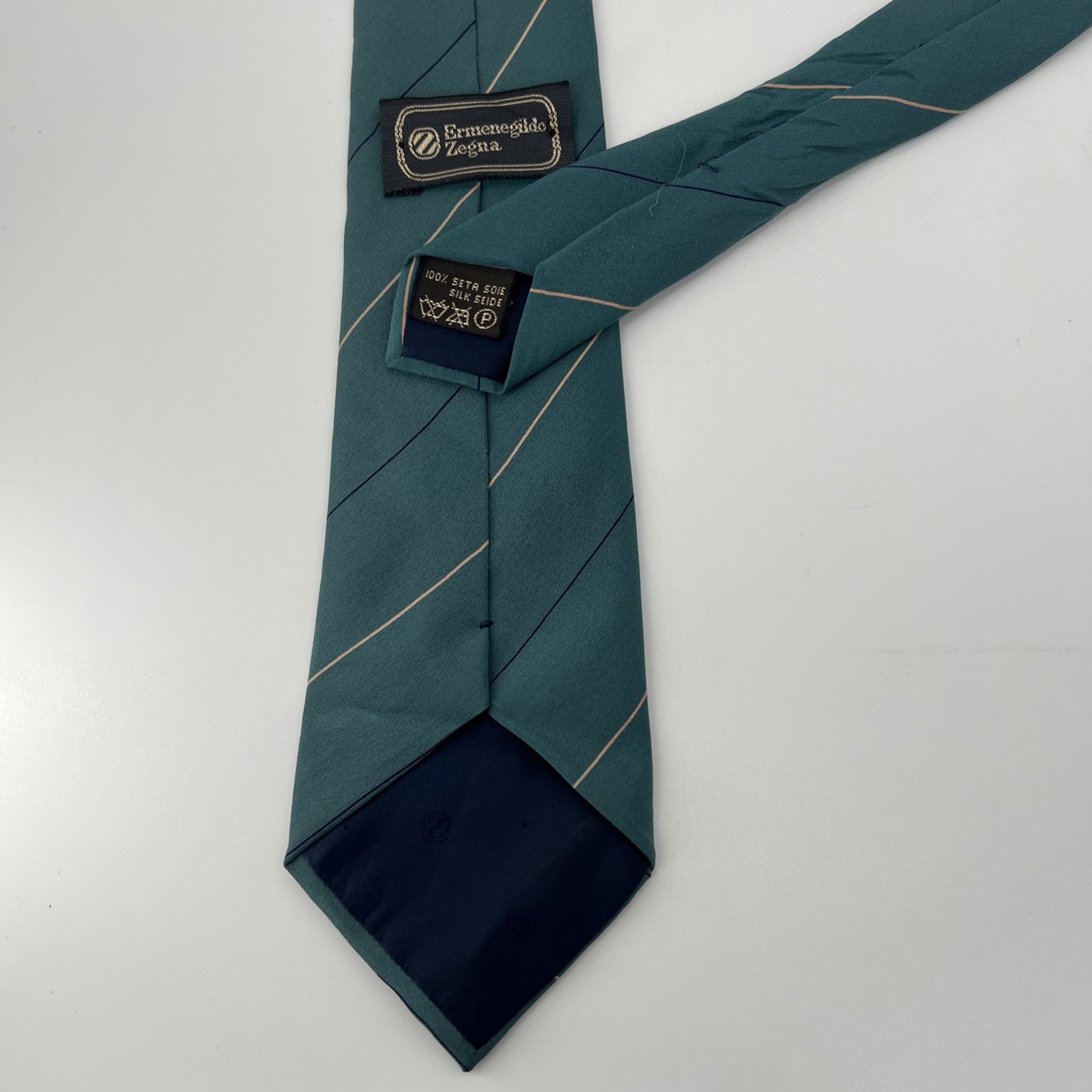 Ermenegildo Zegna 100% Silk Tie Green Striped 58.5 x 3.25″ Made In Italy