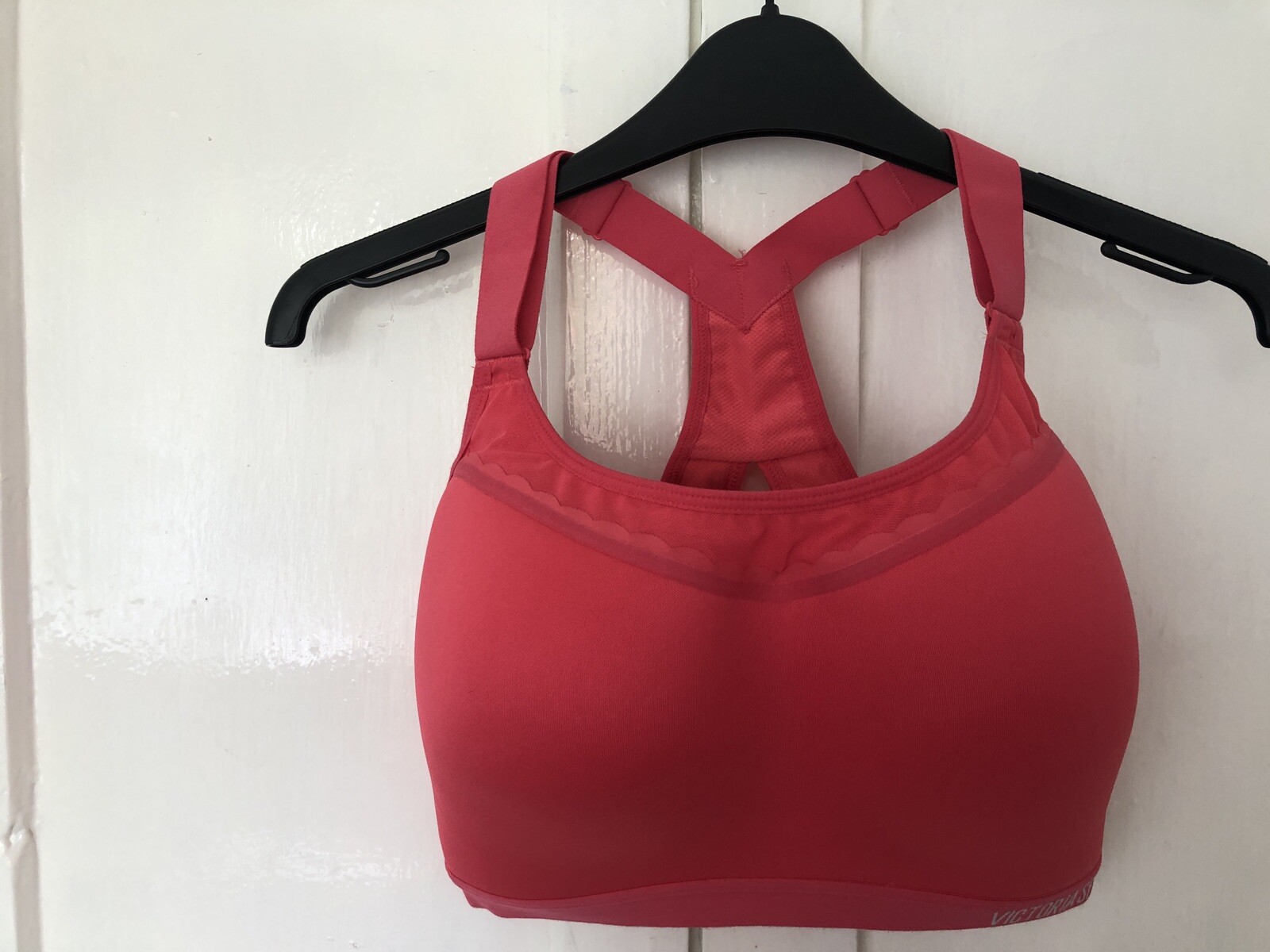 VICTORIA SECRETS SPORTS BRA SIZE 34DDD incredible lightweight max pink new