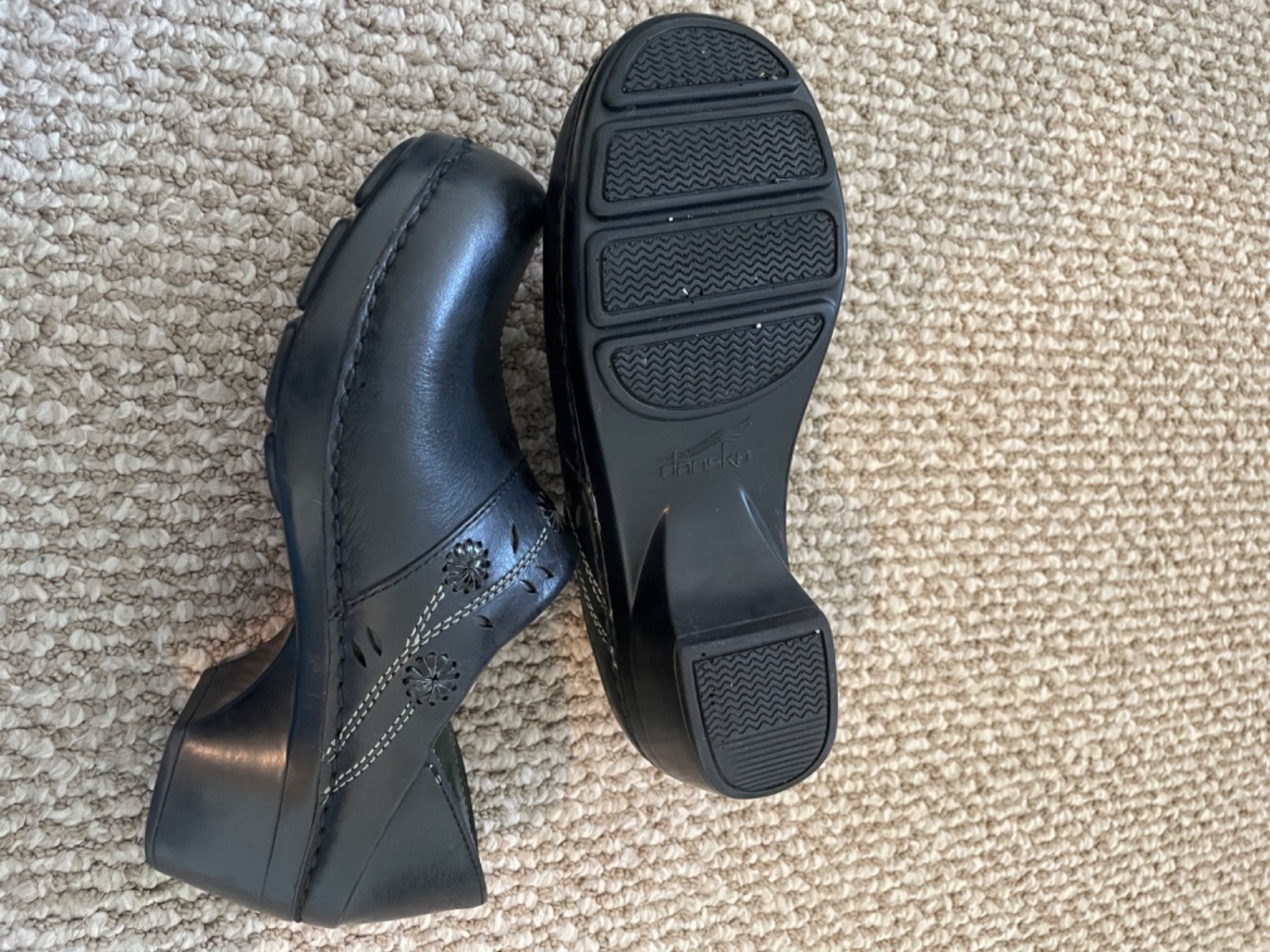 dansko womens professional clogs 37
