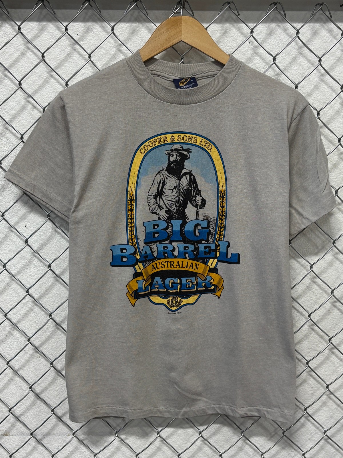 Vintage 80’s Big Barrel Australian Lager Beer Promo Tee Size Large