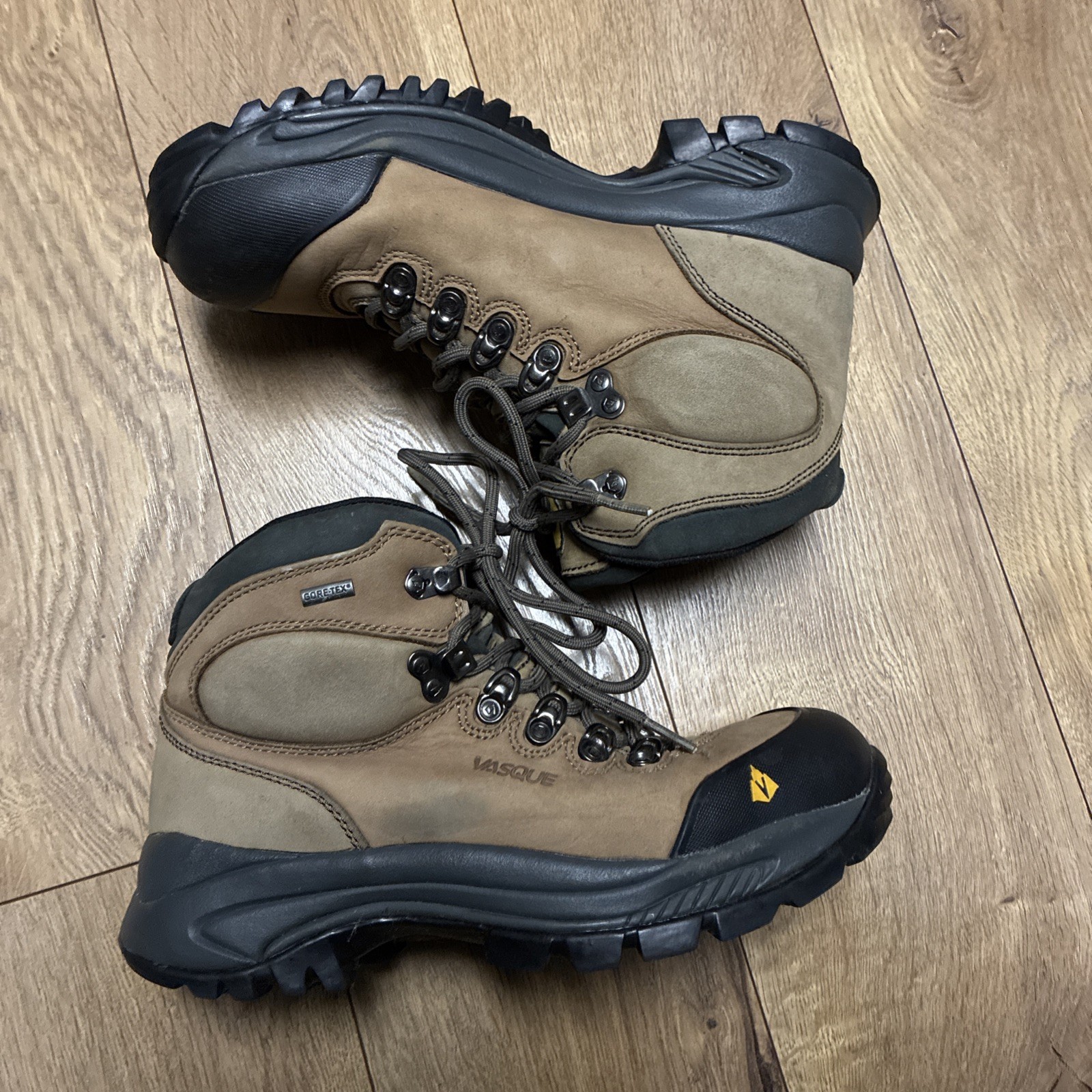 Vasque Wasatch GTX Womens Waterproof Leather Hiking Backpacking Boots Sz US 8.5