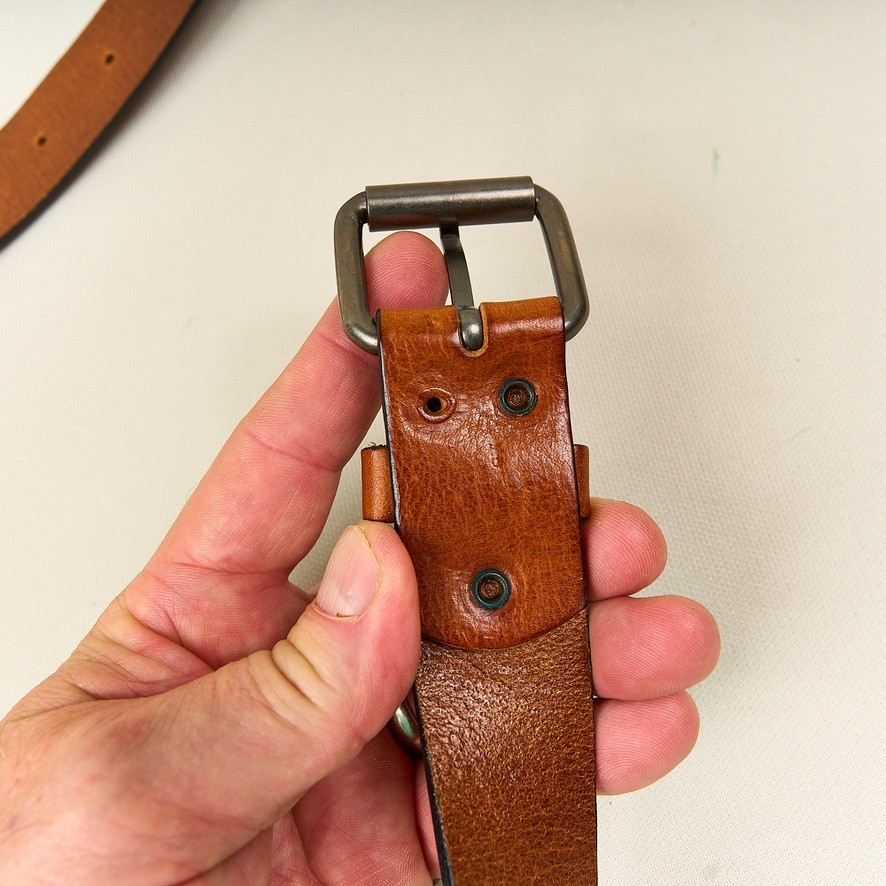 Brown Leather Belt Mens Sz 36 Brass Buckle 1.25″ Wide Made in Sweedon