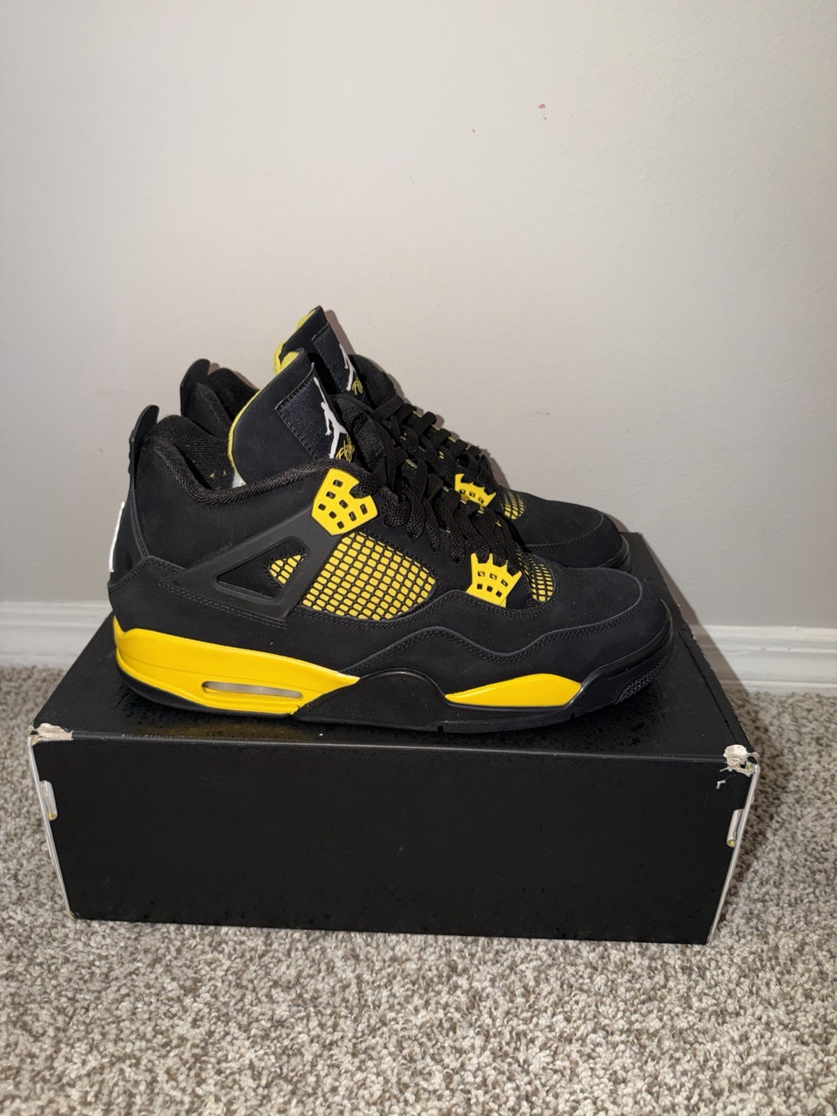 Jordan Air Jordan 4 Men’s Mid Top Basketball Sneakers Black/Yellow Colorblock