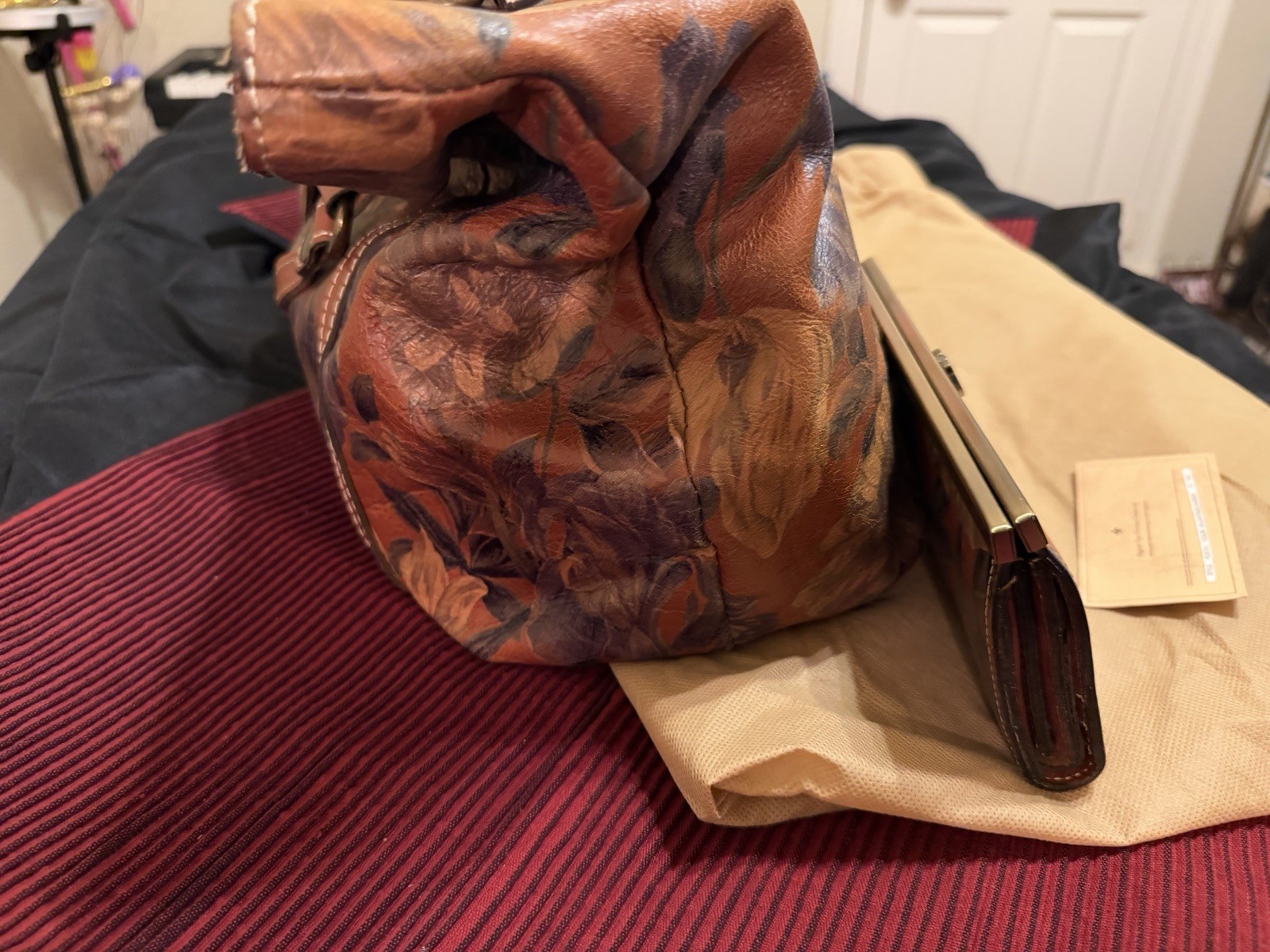 Patricia Nash Floral Large Tote Brown Multicolor Lined Inner Pockets Dust Bag