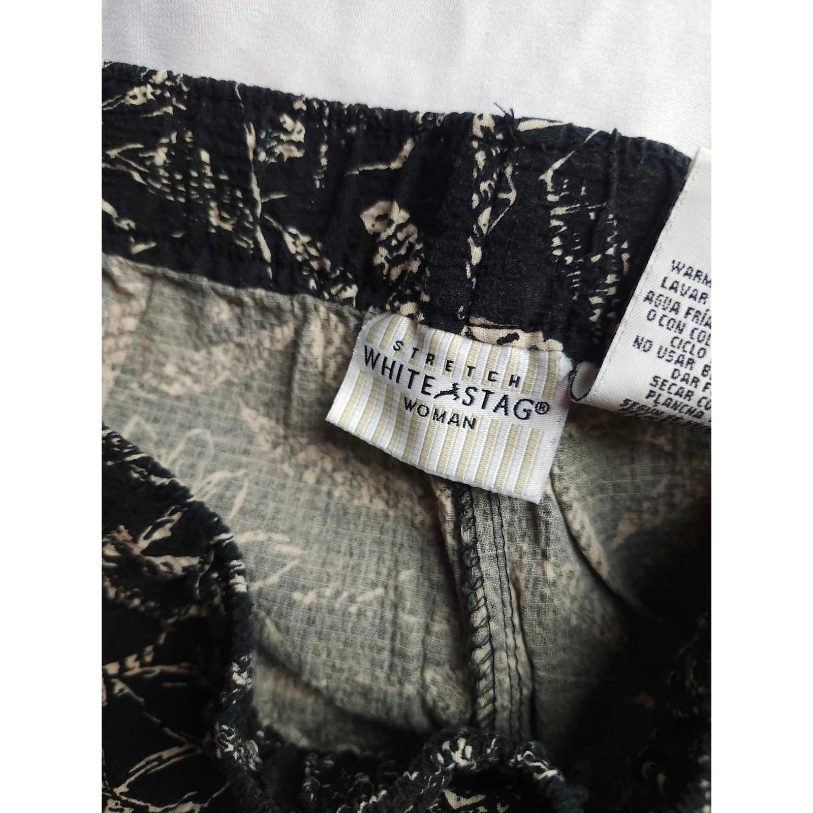 White Stag Woman Black Floral Crop Pants Elastic Waist Stretch 1X