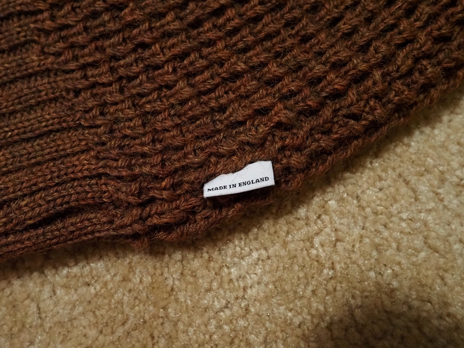 Peregrine Waffle Crew Neck Jumper Cinnamon Sweater Wool Mens Small NWOT