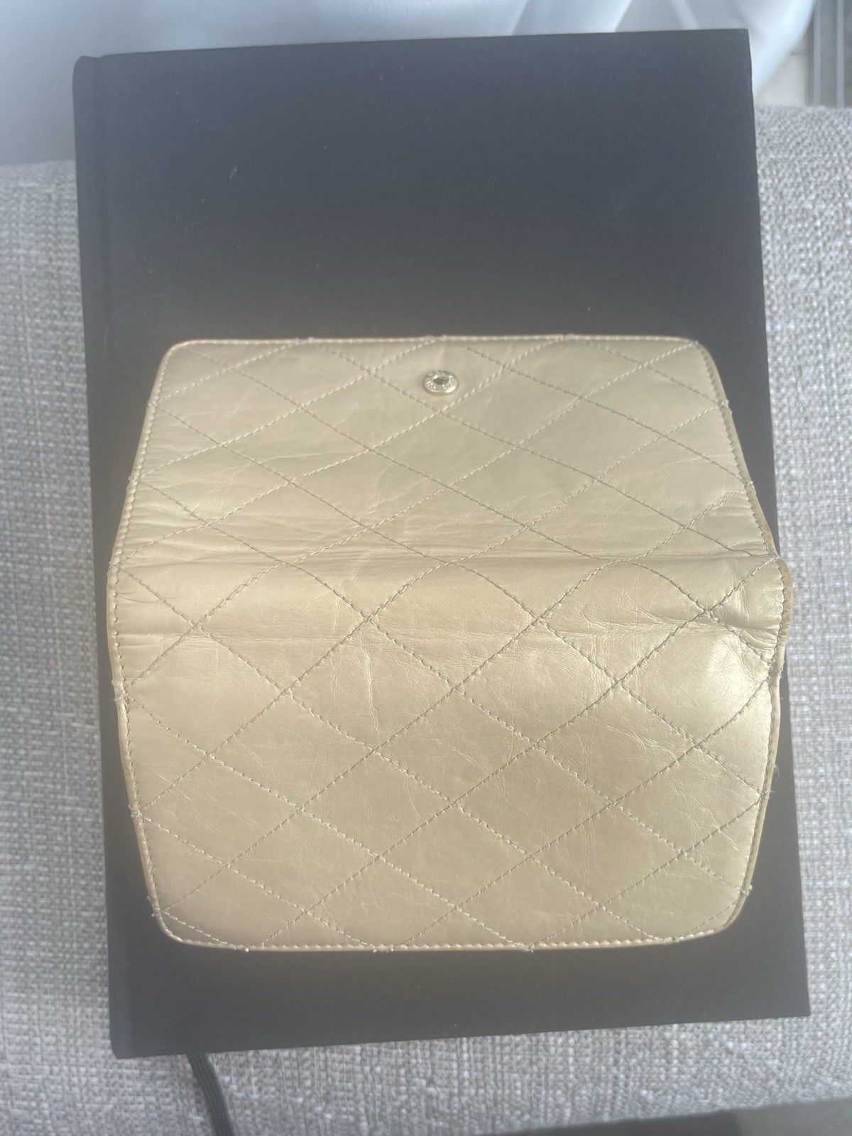 CHANEL Quilted Bifold Wallet CC Logo Snap Tab Zip Coin Pocket Gold Pink