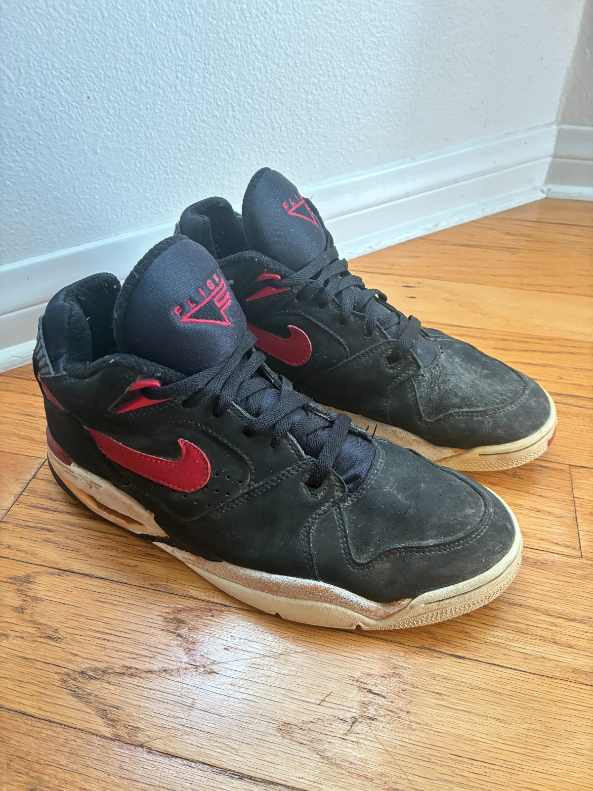 Vintage Nike Air Flight Mens Size 10.5 Black Red 307391-061 2003 Rare AS-IS