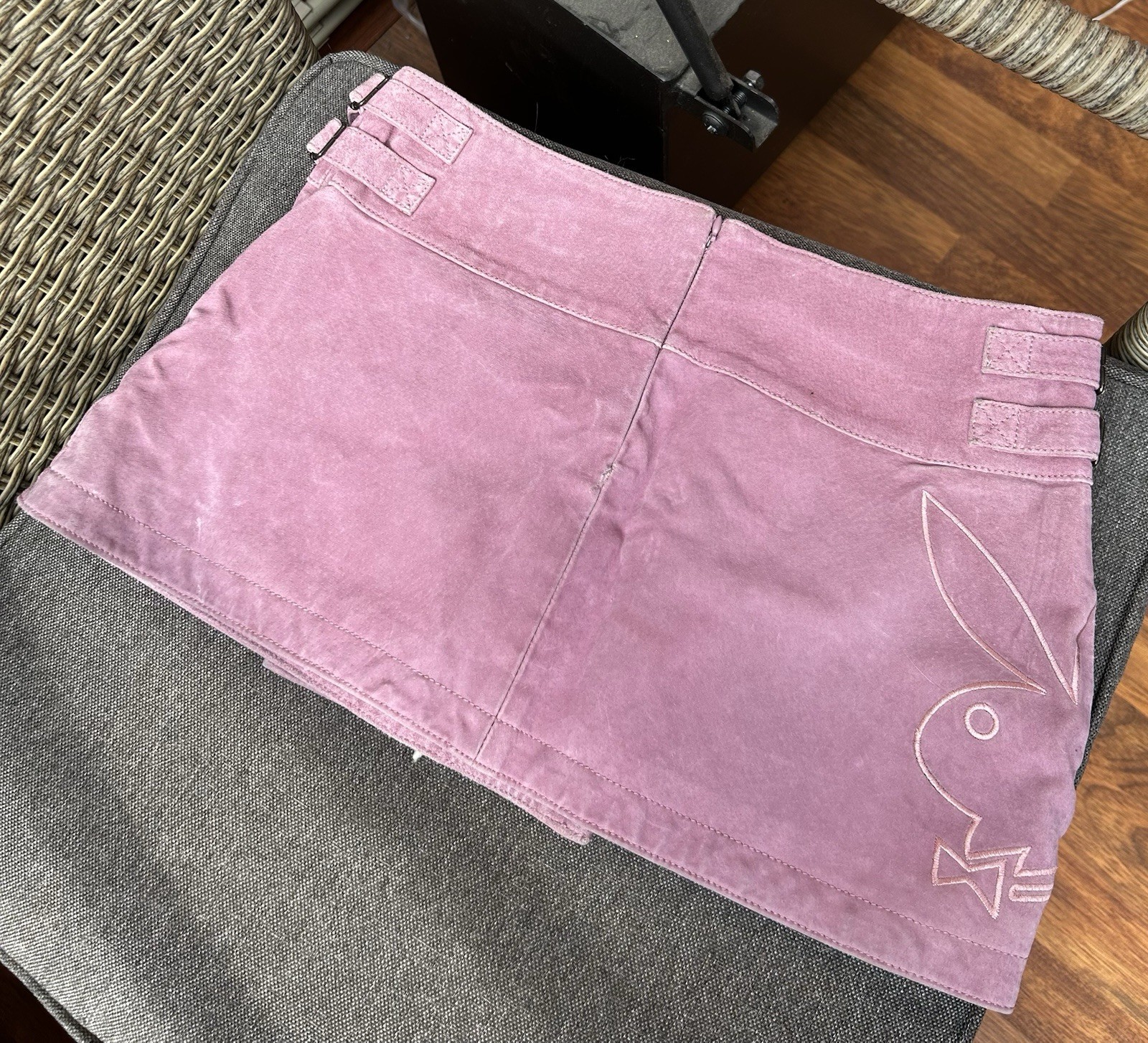 Vintage Playboy Pink Suede Bunny Head Logo Mini Wrap Skirt Buckled Detail Sz 10
