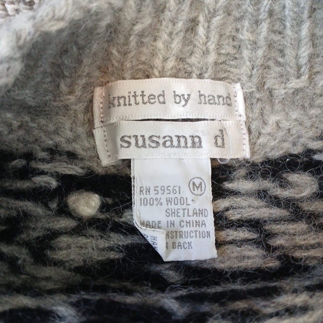 Susann D Knitted By Hand 100% Wool Shetland Farm Animal Sweater Medium