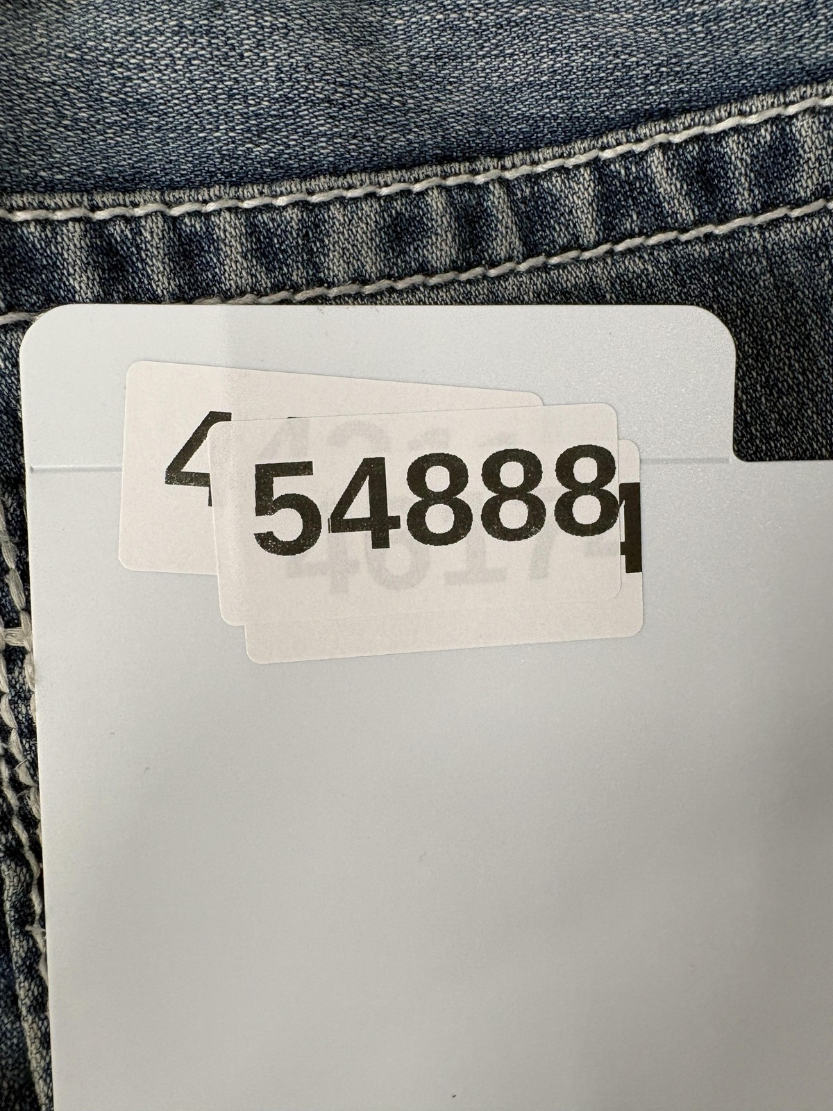 Buckle BKE Derek Straight Jeans Mens 38×34 Blue Wash Relaxed Distressed Denim