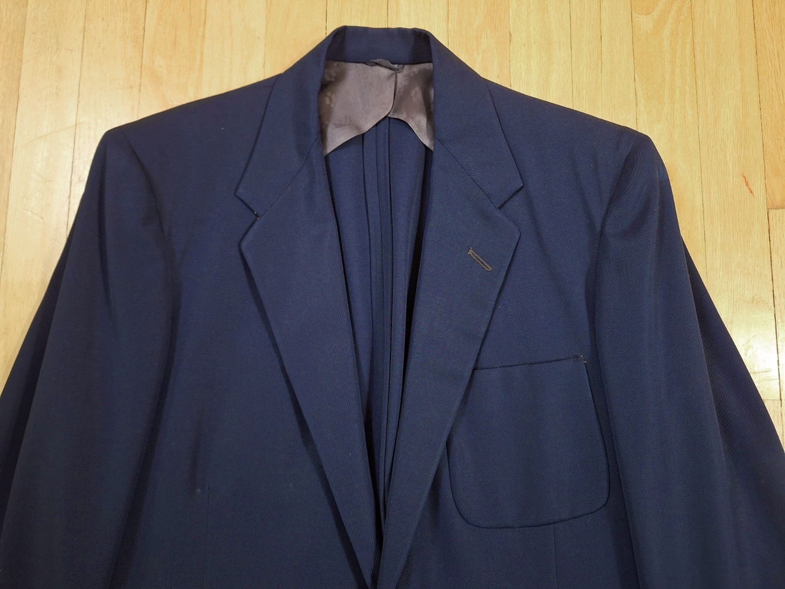 VTG Classic 1950s Rayon Gab Dark Blue 2 PC Suit. 40-41 NICE