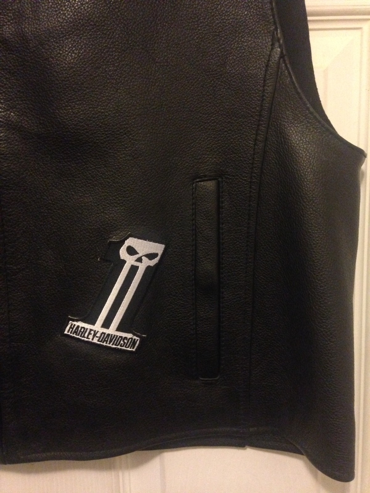 First Classics Leather Motorcycle CLUB PATCH Vest M656 & Harley Patches Size L