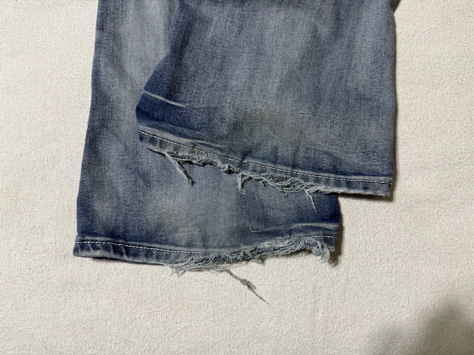 Amethyst Jeans Womens 9 Blue Bootcut Low Rise Medium Wash Distressed