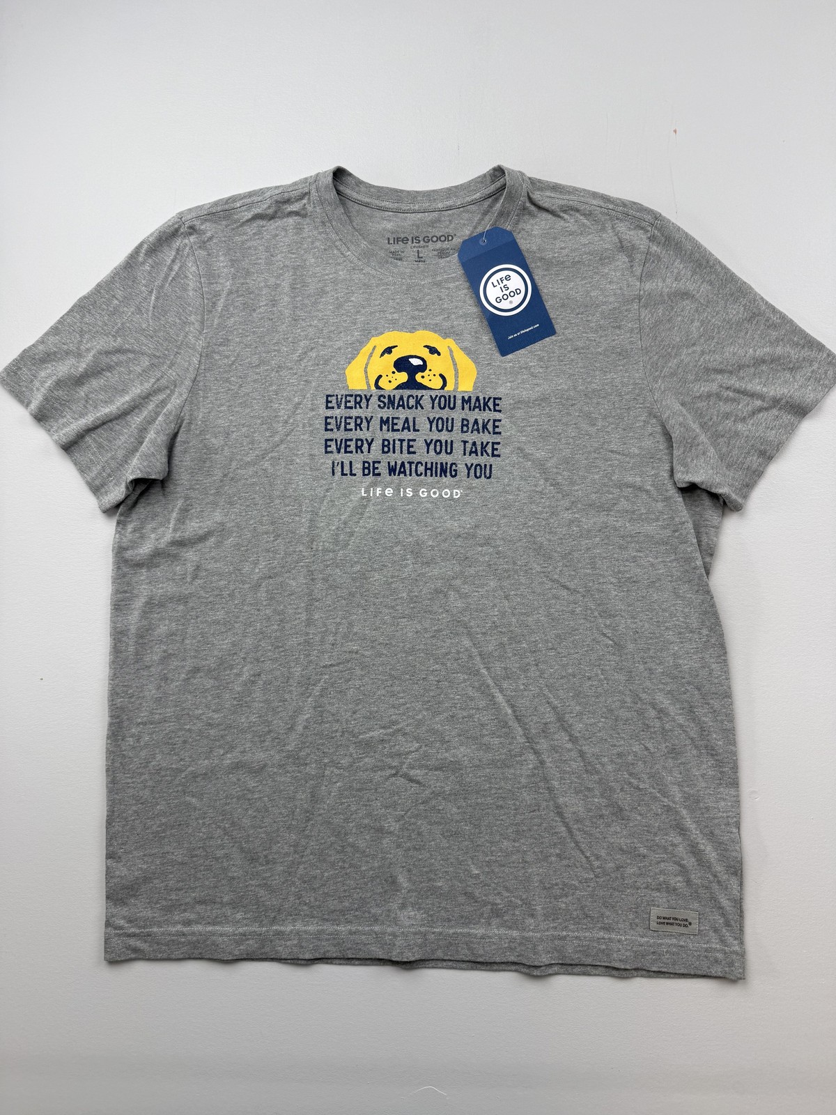 Life Is Good Shirt Mens Large Gray Dog Snack Watching You Graphic Tee Funny