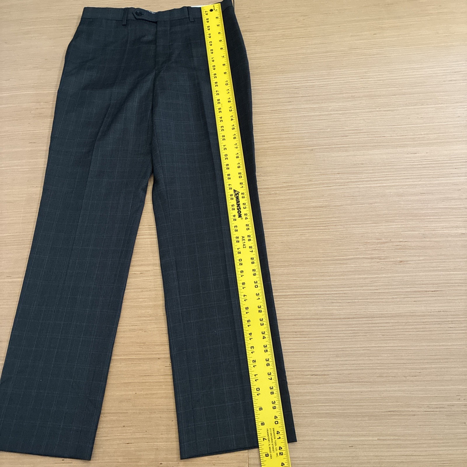 Tommy Hilfiger Men’s Size 32×32 Tailored Trim Fit 100% Worsted Wool Pants