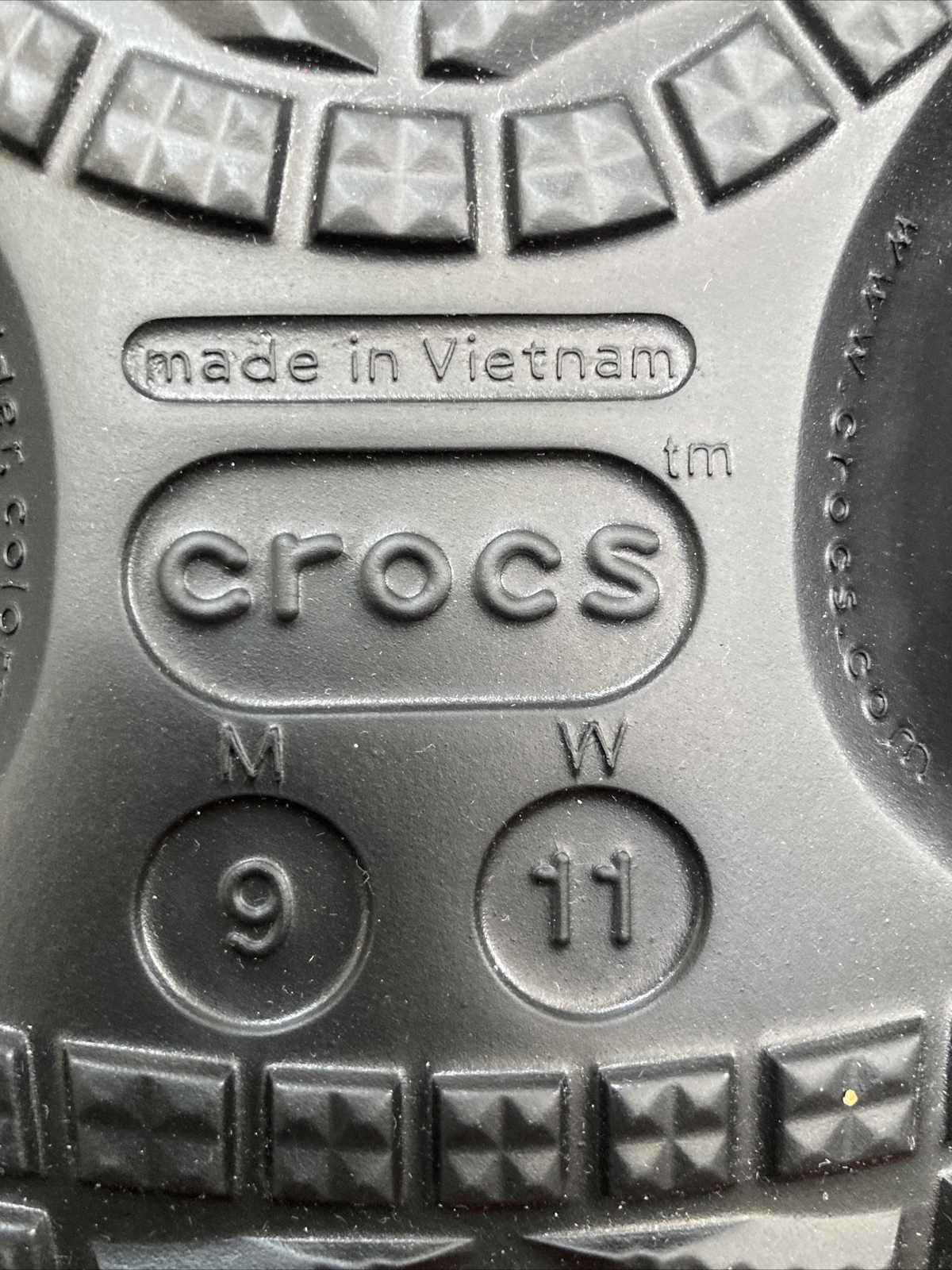NEW CROCS BAYA Clogs Slip On Size 9 M 11 W Shoes Black Style 10126-001 NWT