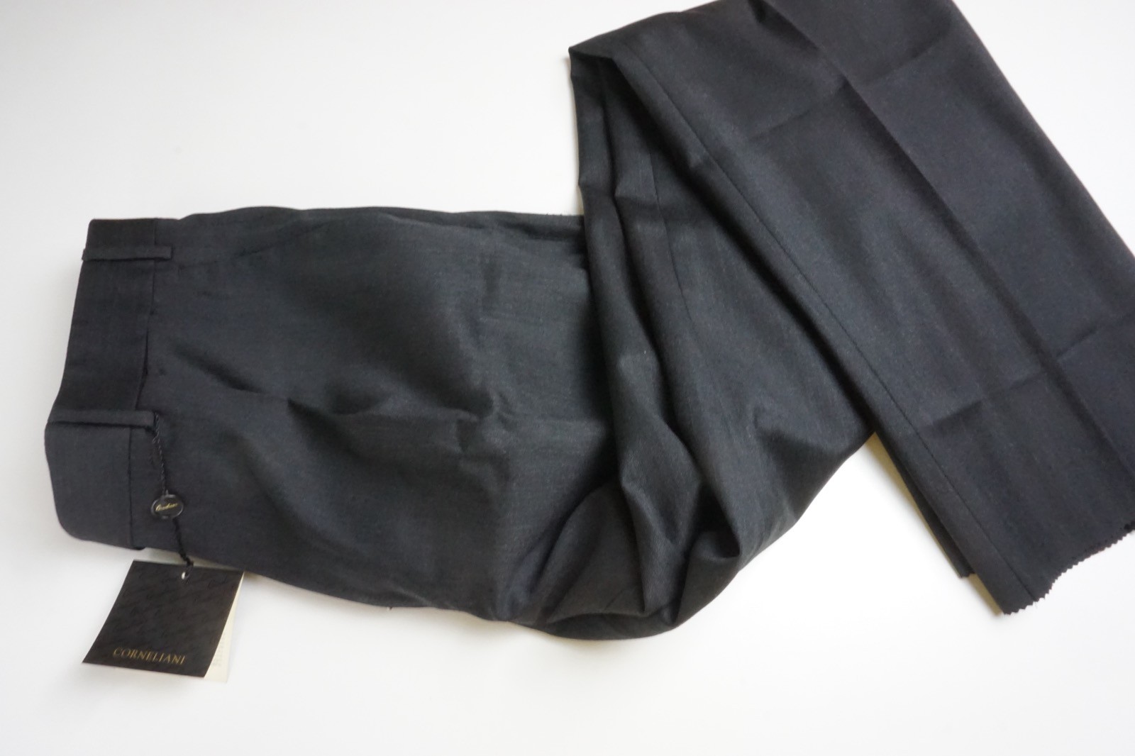 Corneliani Master Charcoal Gray 100% Wool Dress Pants Sz 48R EU BRAND NEW