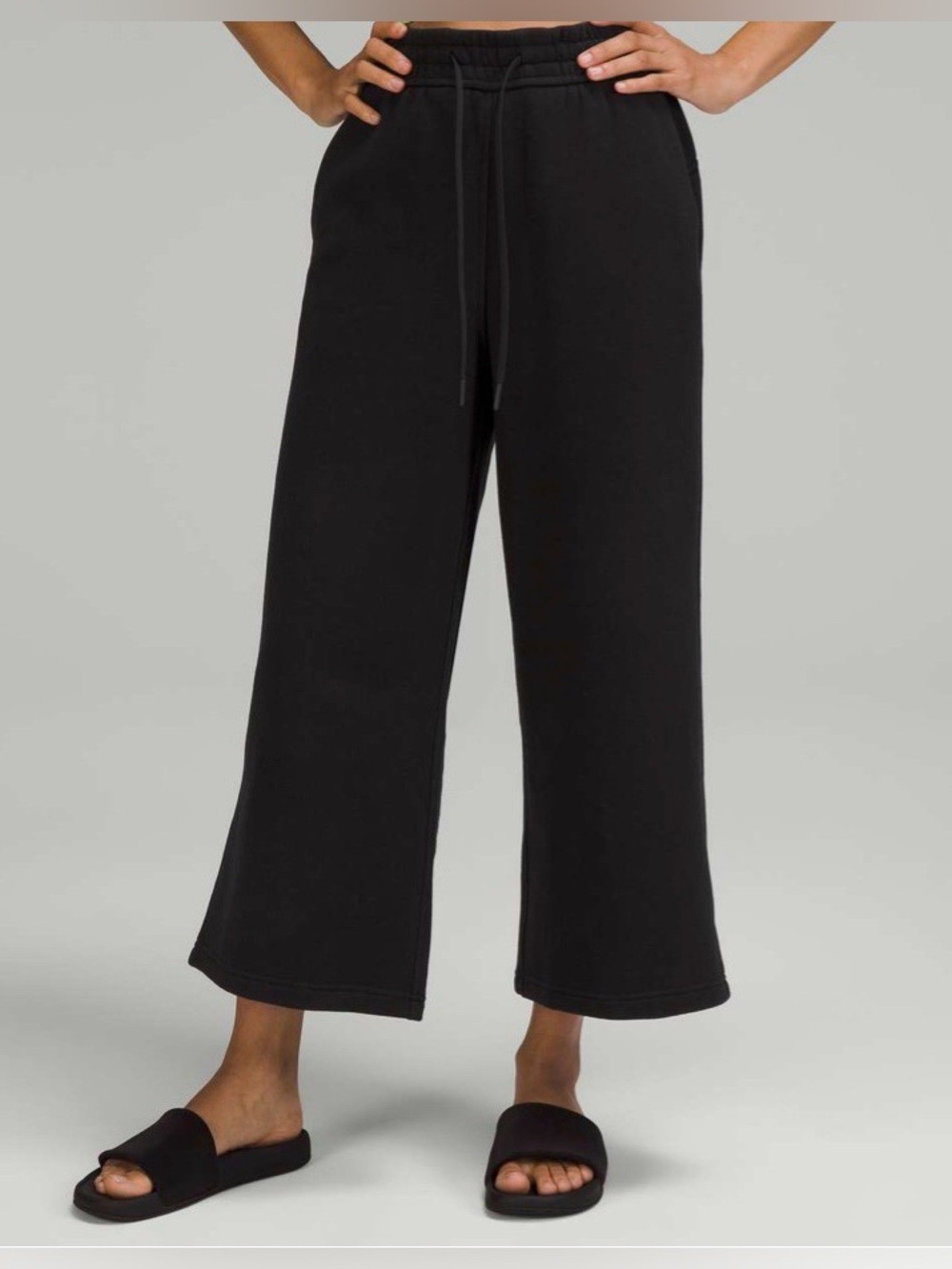 Lululemon Loungeful High-Rise Wide Leg Crop in Black