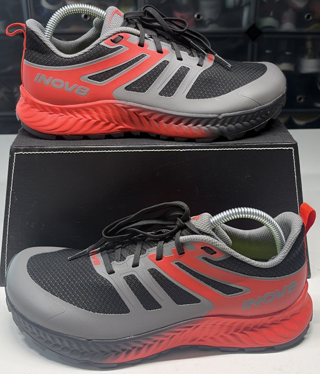 Inov8 TrailFly Wide Fit 011940 Black/Fiery Red/Dark Grey M 9.5 M/ W 11 (K-A4)