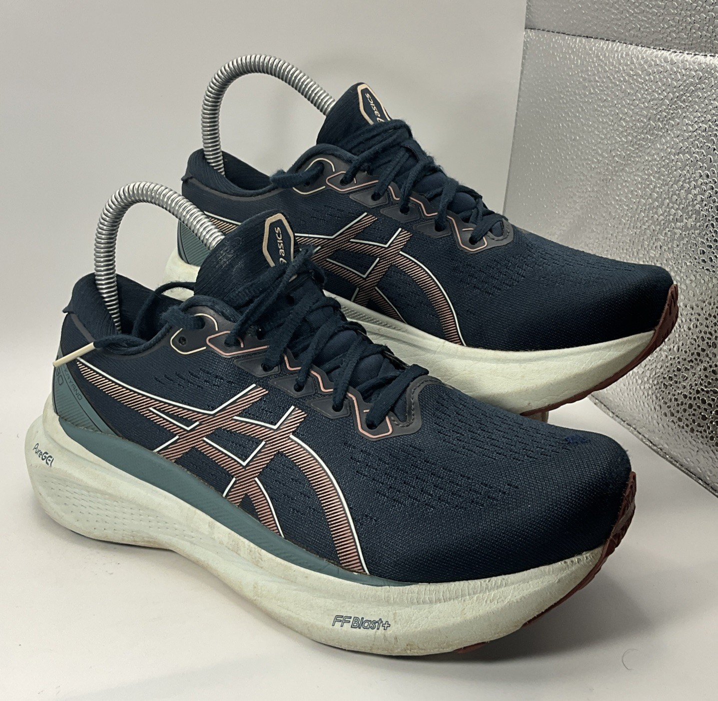 ASICS Gel-Kayano 30 Womens Sz 7 Running Shoes Navy Rose Gold 1012B357
