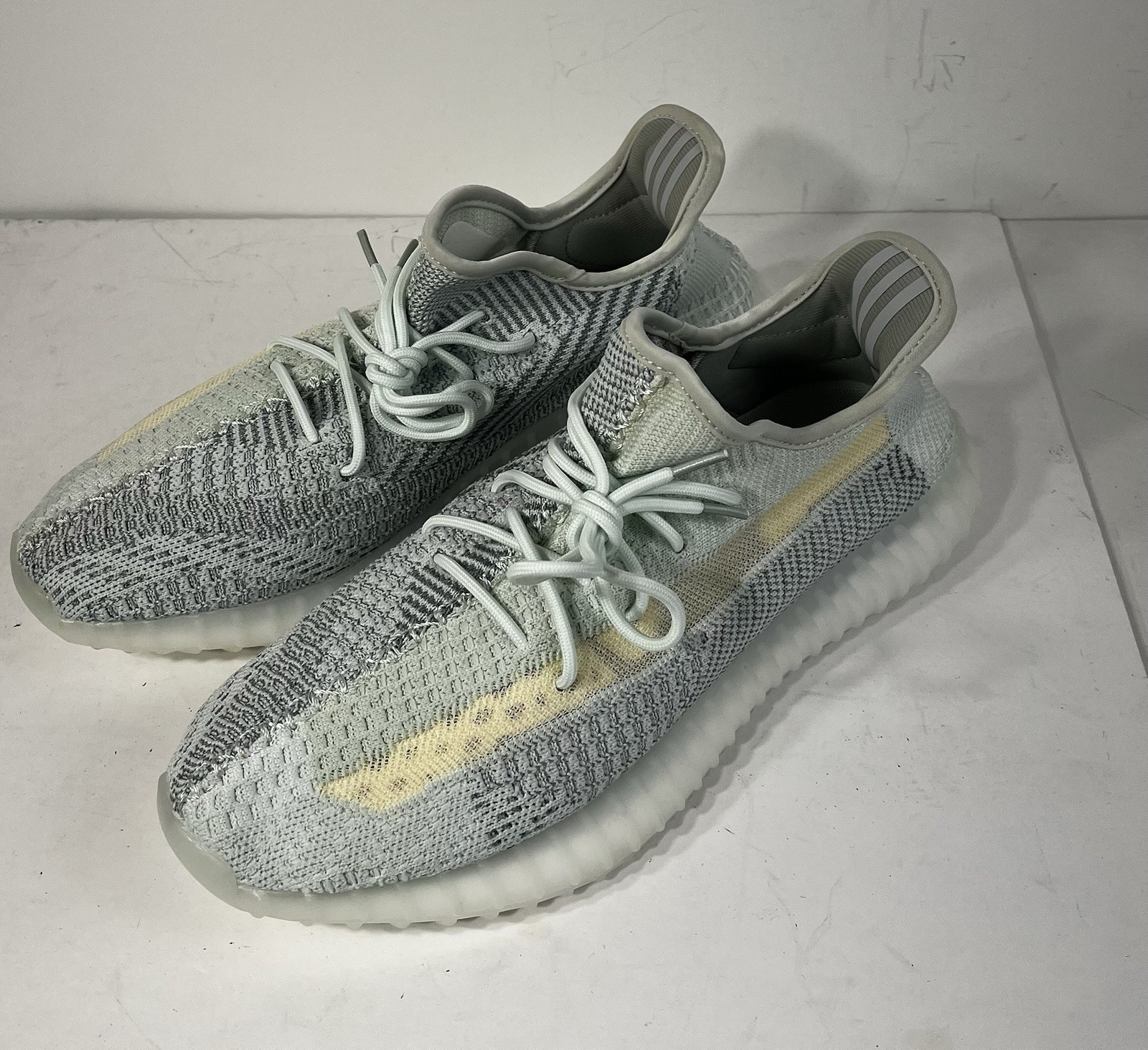 BRAND NEW 350 Men Size 10.5 Ice Blue/White Color