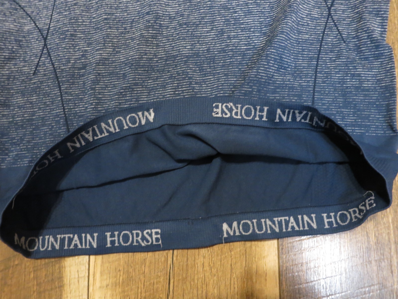 Mountain Horse Women’s Blue 1/4 Zip Performance Pullover Tindra Tech Top Sz S/M