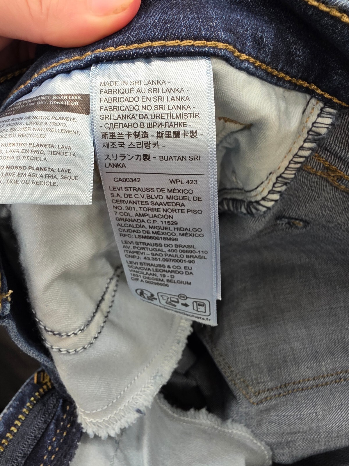 Levi’s Women’s 314 Shaping Straight Jeans 26X32