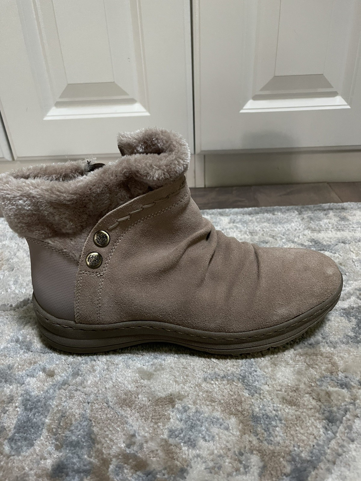 Baretraps Boots Womens 9 Alick Faux Fur Lined Ankle Booties