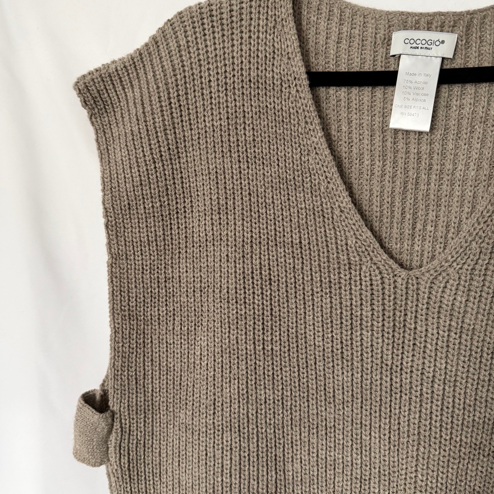 Cocogio Ribbed Knit Womens OS Taupe Sweater Vest Made in Italy Wool Alpaca Blend