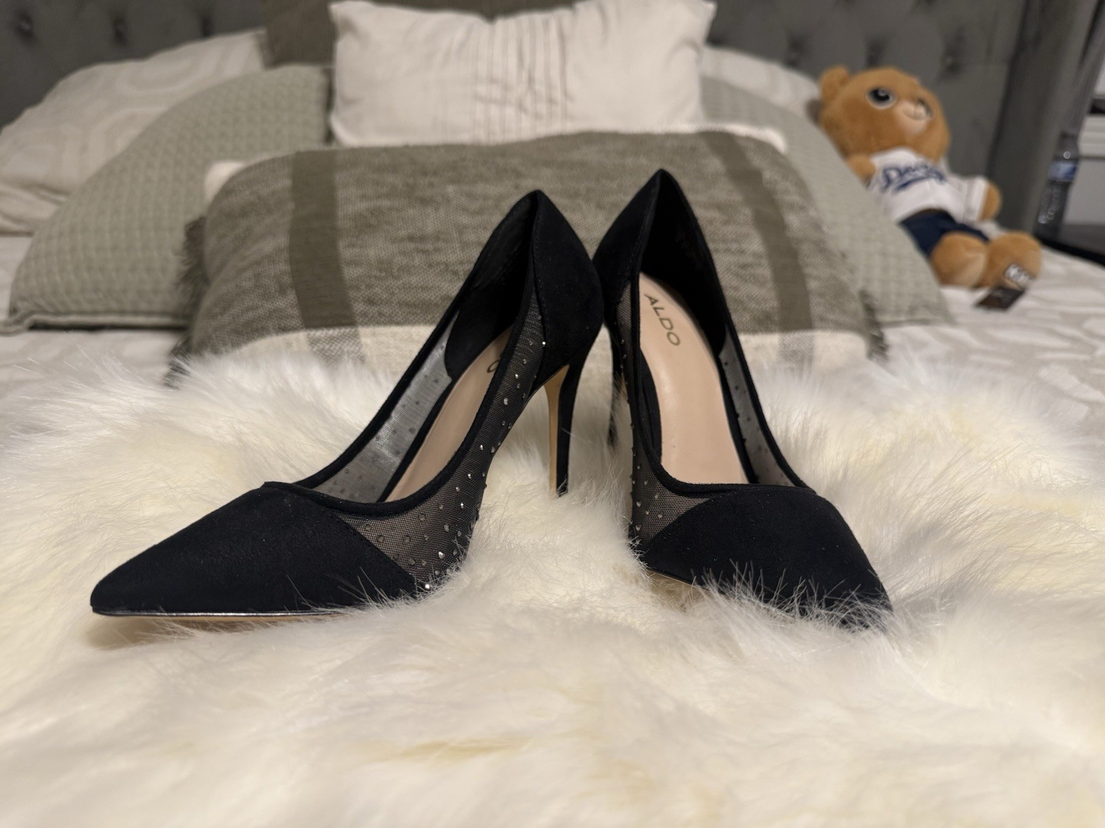 ALDO Women’s Black Pointed Toe Studded Mesh Suede Slip-On Pumps Size 6