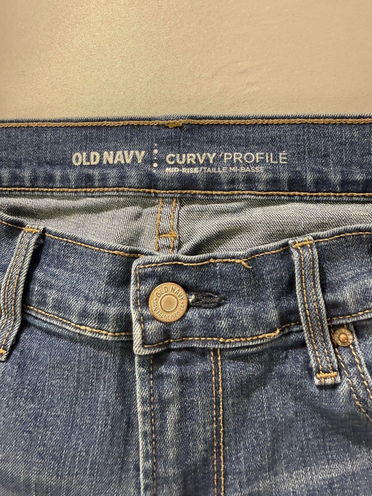 Old Navy Curvy Profile Skinny Jeans Women’s Size 6R Blue Mid Rise Denim