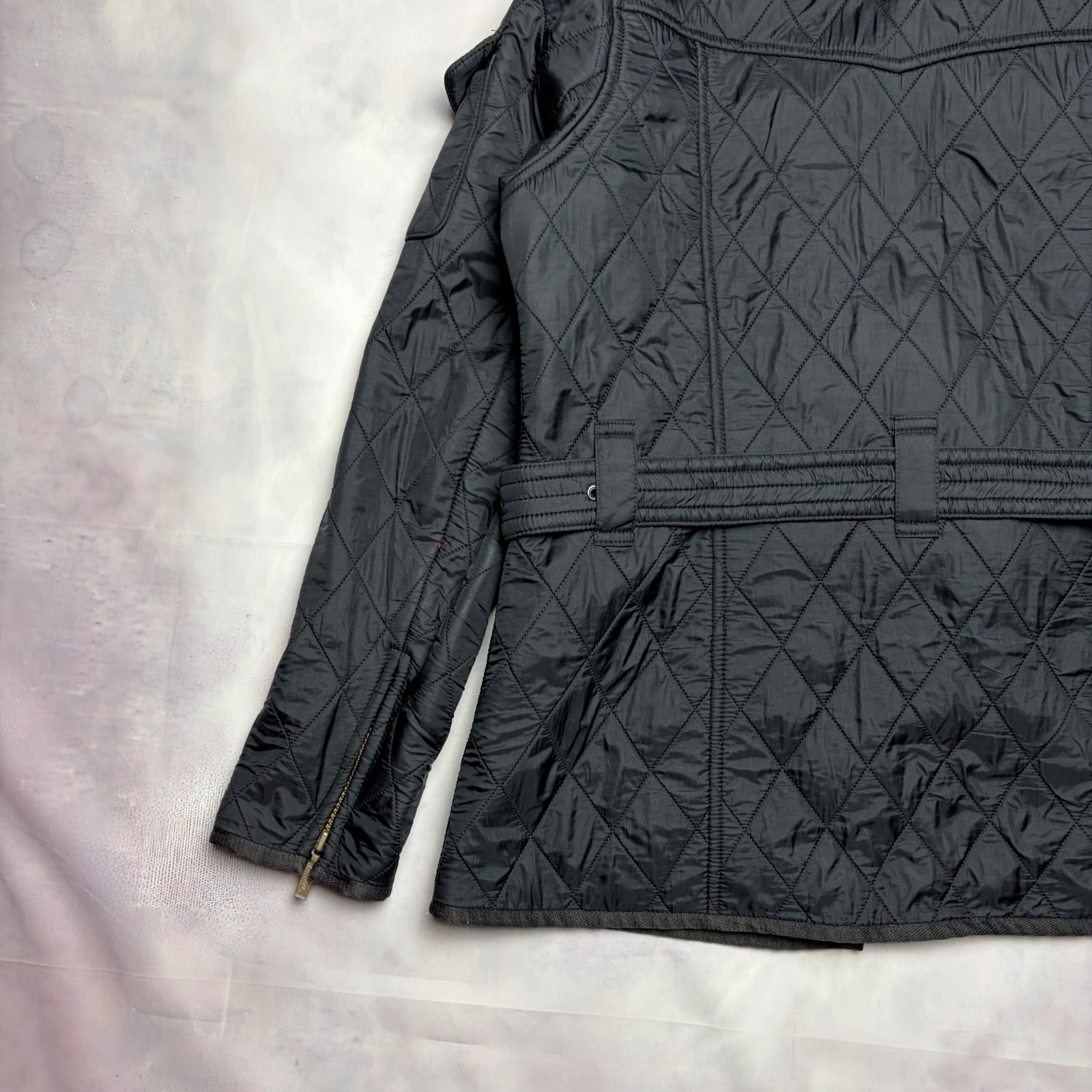 Barbour women’s jacket, size 38. Good condition, classic and timeless style.