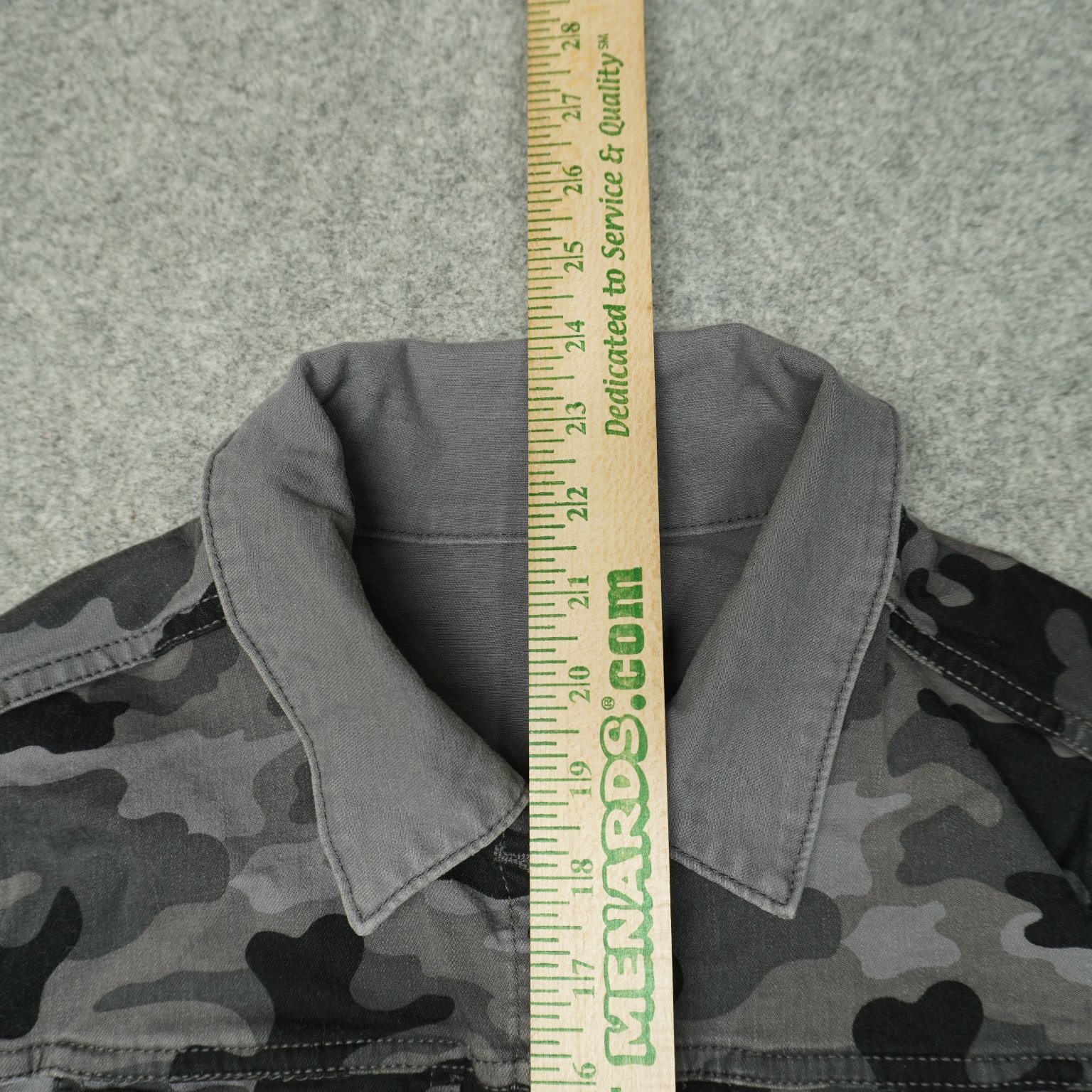 Women’s Camouflage Denim Jacket Medium Gray Cotton Blend Frayed Hem Reversible
