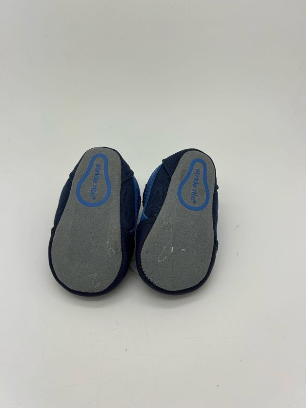 Stride Rite Kylin Sneaker for Boys Navy Size 2 NIB