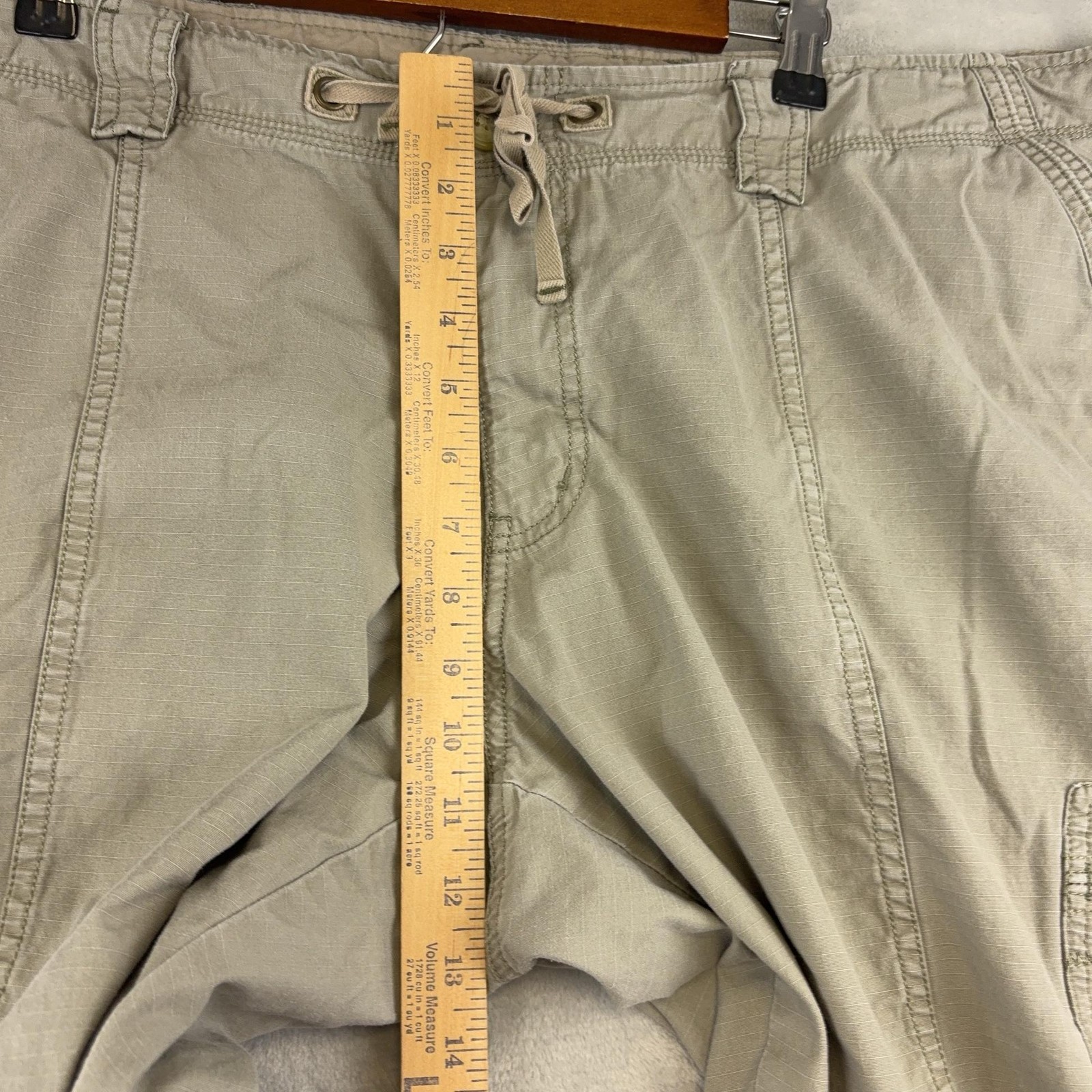 Eddie Bauer Capri Pants Womens 22W Beige Cotton Drawstring Cargo Pocket Relaxed