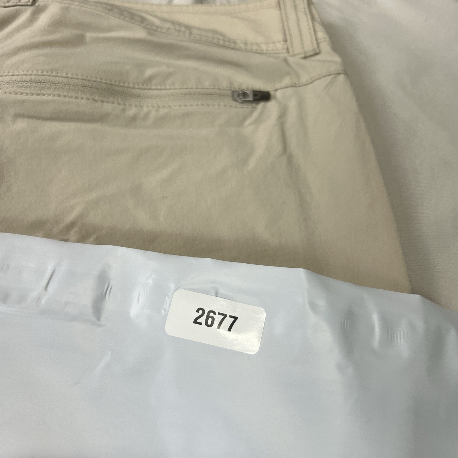 Ultimate Terrain Cargo Pants Womens 8 Beige Stretch Outdoor Water Resistant NWT