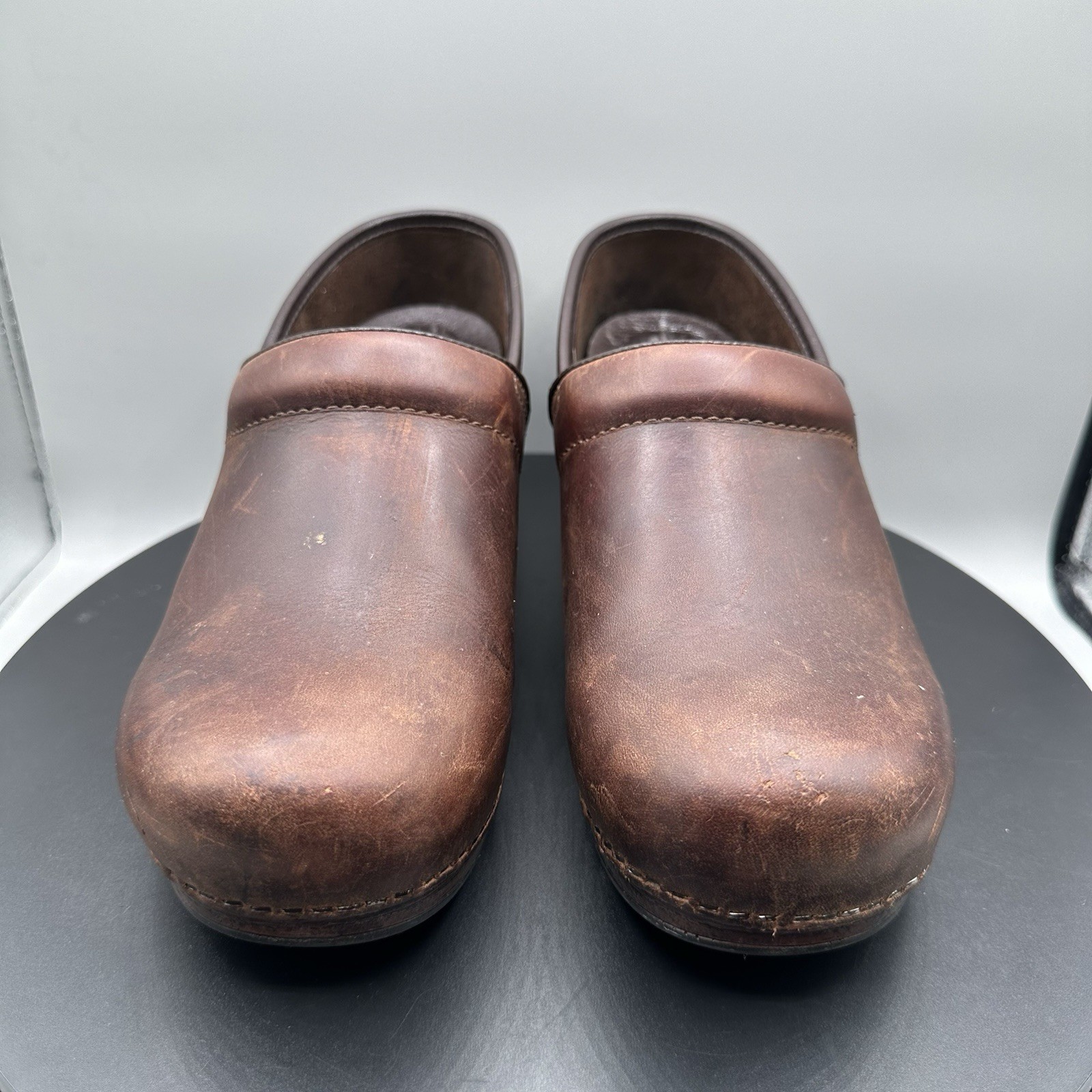 Dansko Leather Professional Clog Womens 40 Antique Brown Oiled