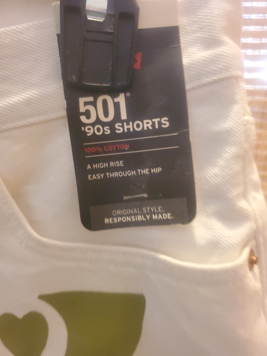 Levis 501 Womens Shorts Size 28 Waist Ivory Button Fly Red Tag Frayed Pockets