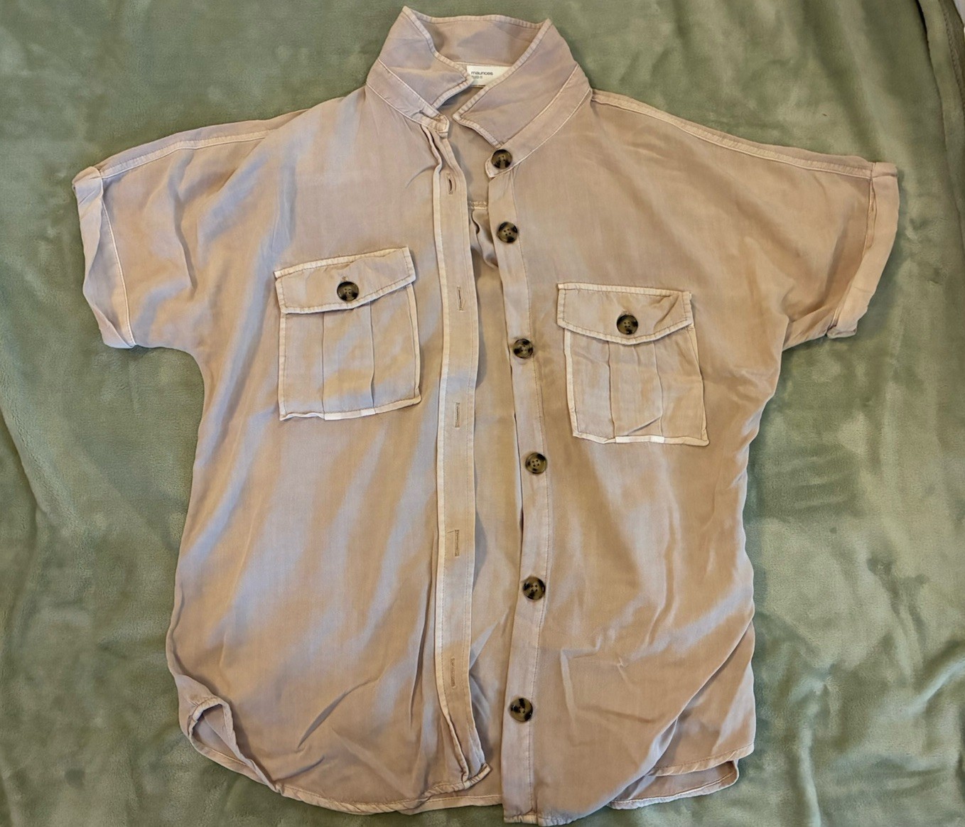 Women’s Maurices Brand Tan Collard Button Down Short Sleeve Shirt Size Small