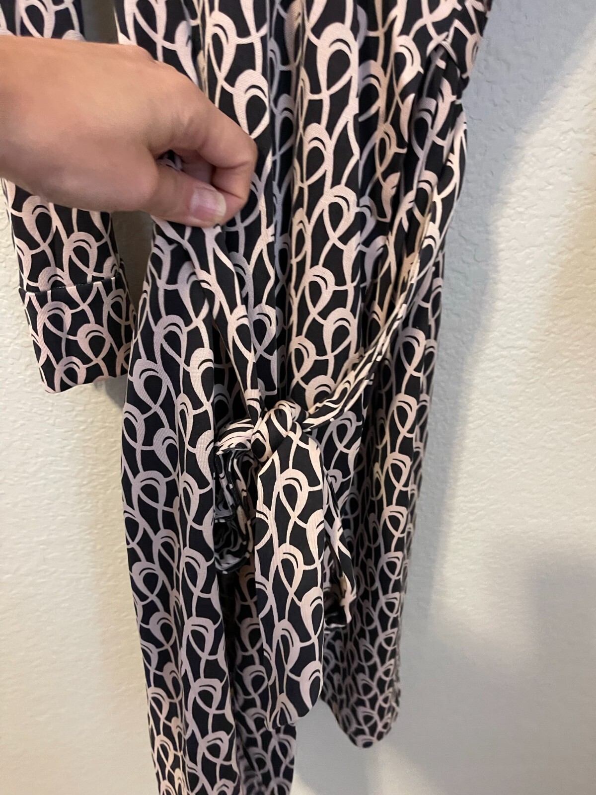 Diane Von Furstenburg Silk Wrap Dress Classic Black Print V-neck Tie Women 2