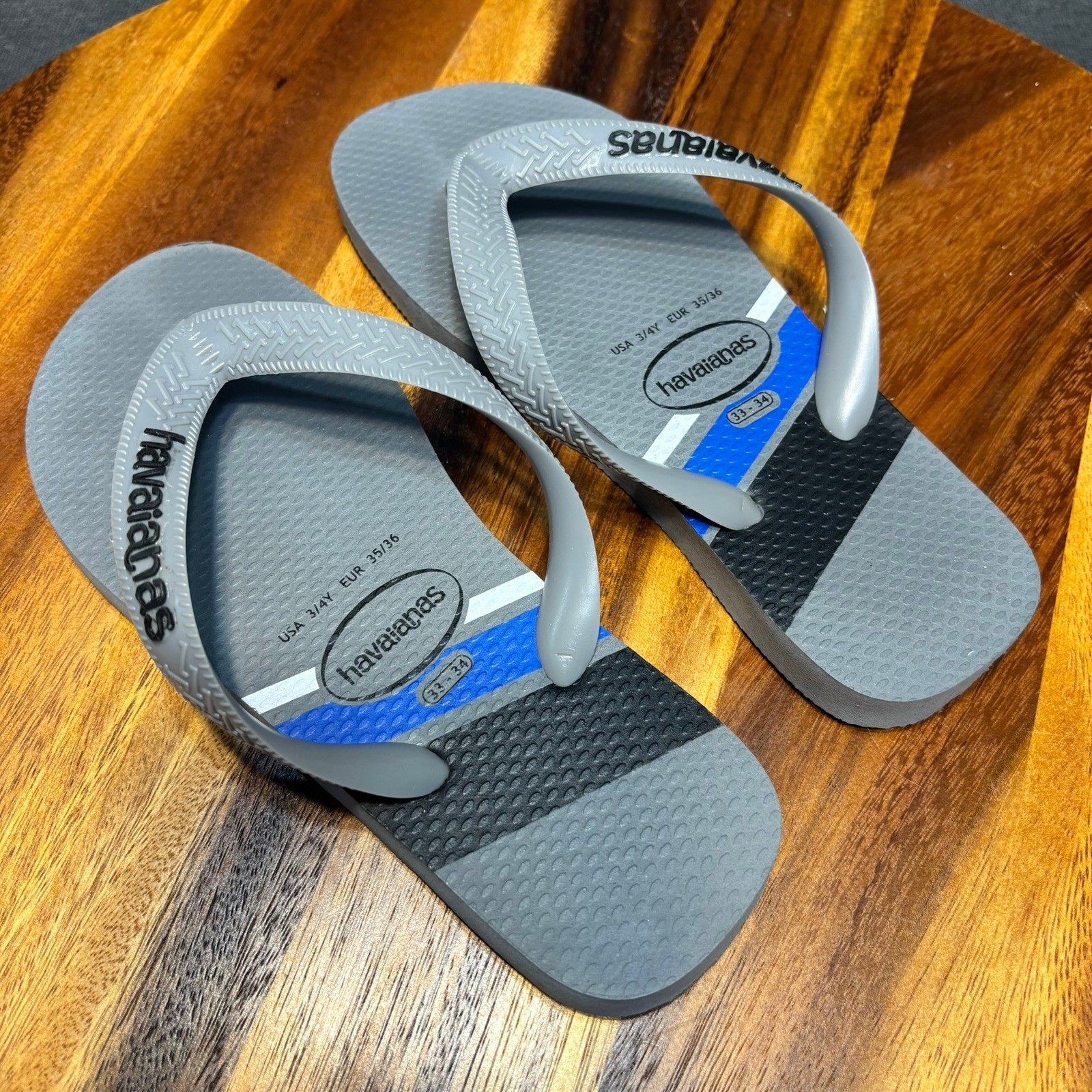 Havaianas, Grey/Blue Colorblock Flip Flop Sandals Boys – Size 3/4Y