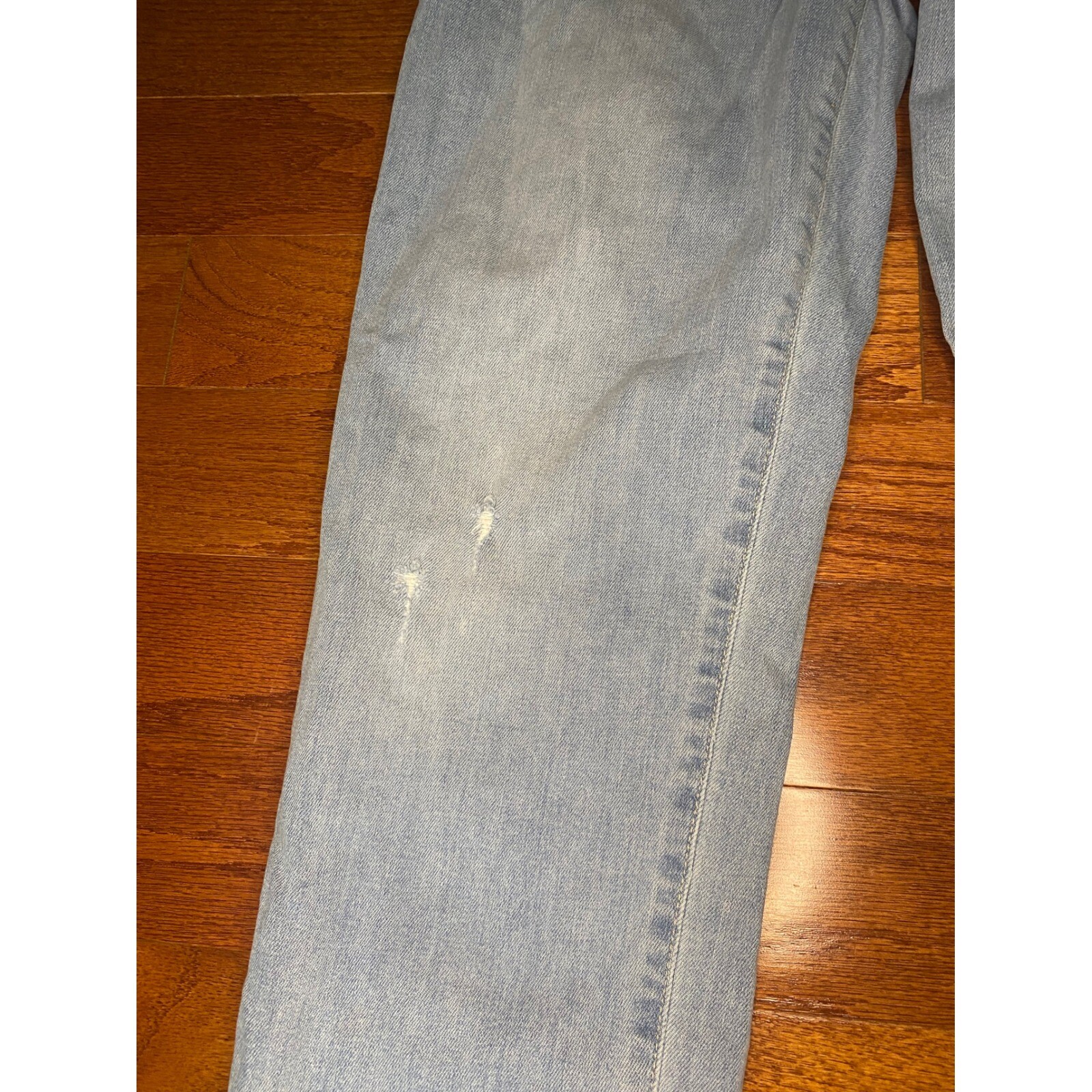 Joe’s Light Blue Distressed Jeans Size 29